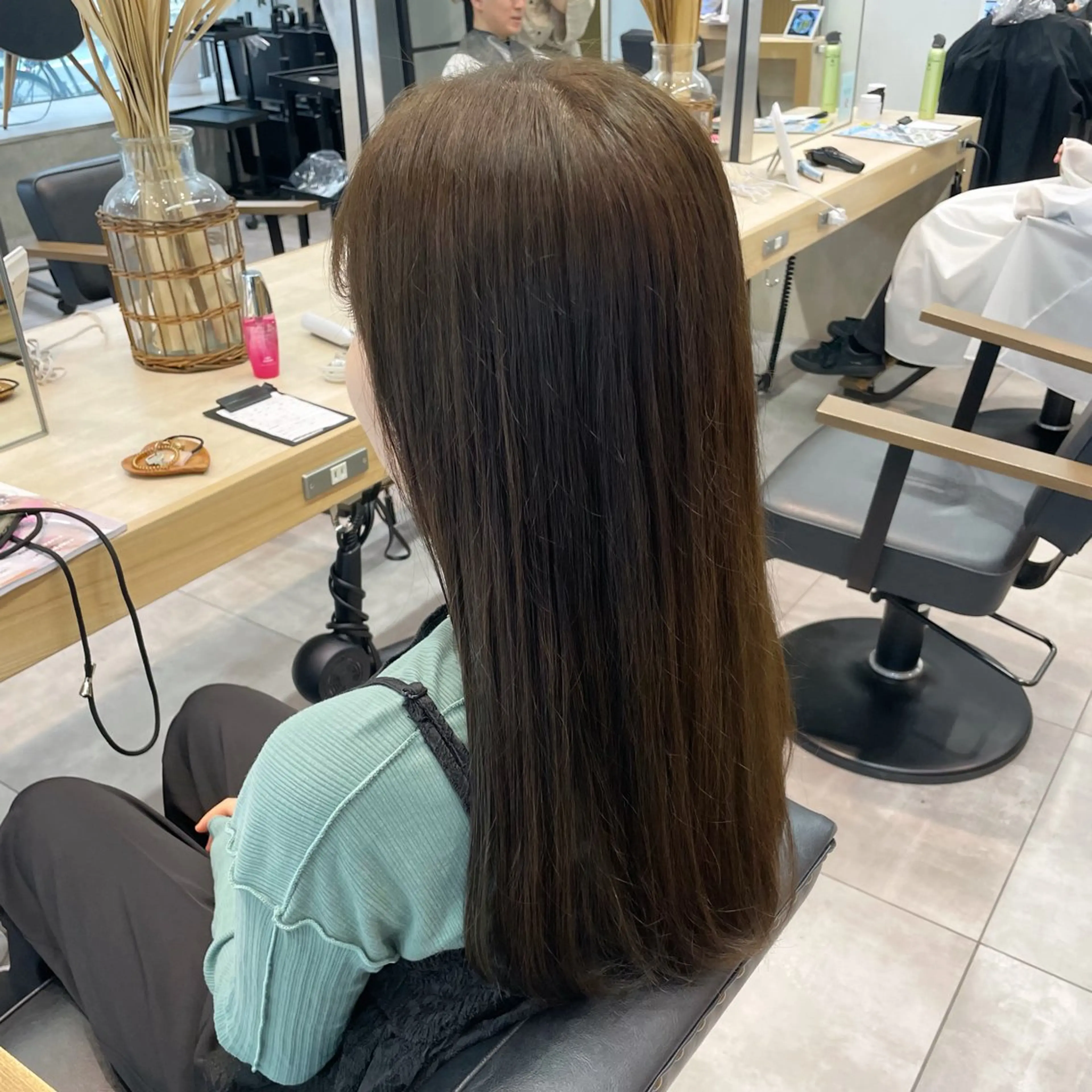 ロング カラー カット ヘアカラー 透明感カラー×ヘア アレンジ🪽しおりのヘアスタイル