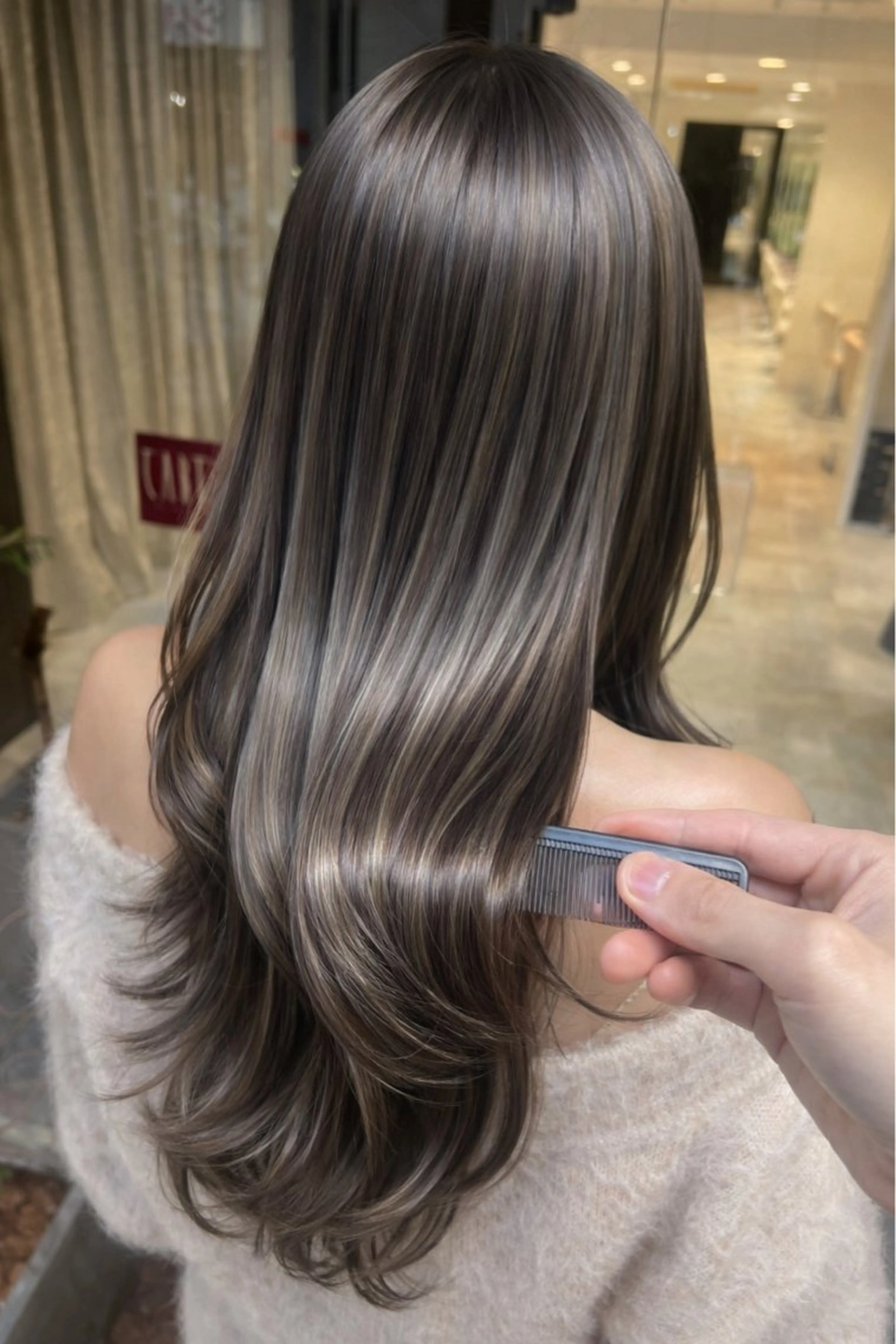 カラー カット 縮毛矯正 透明感のある艶髪なら 矢場町駅4番出口すぐのヘアスタイル