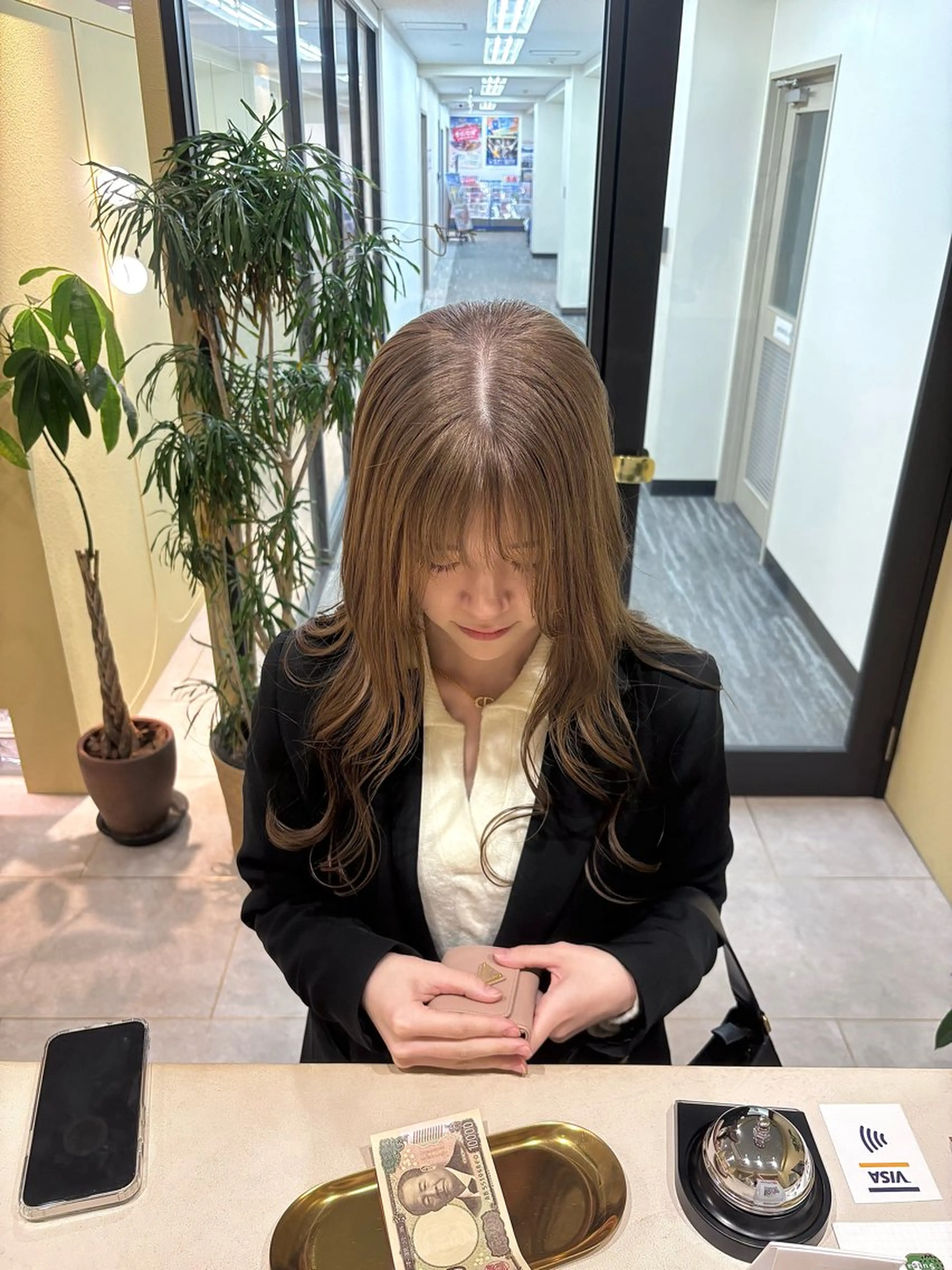 ロング カラー ブリーチ カット ヘアカラー 堀出 芽衣/垢抜け/美髪のヘアスタイル