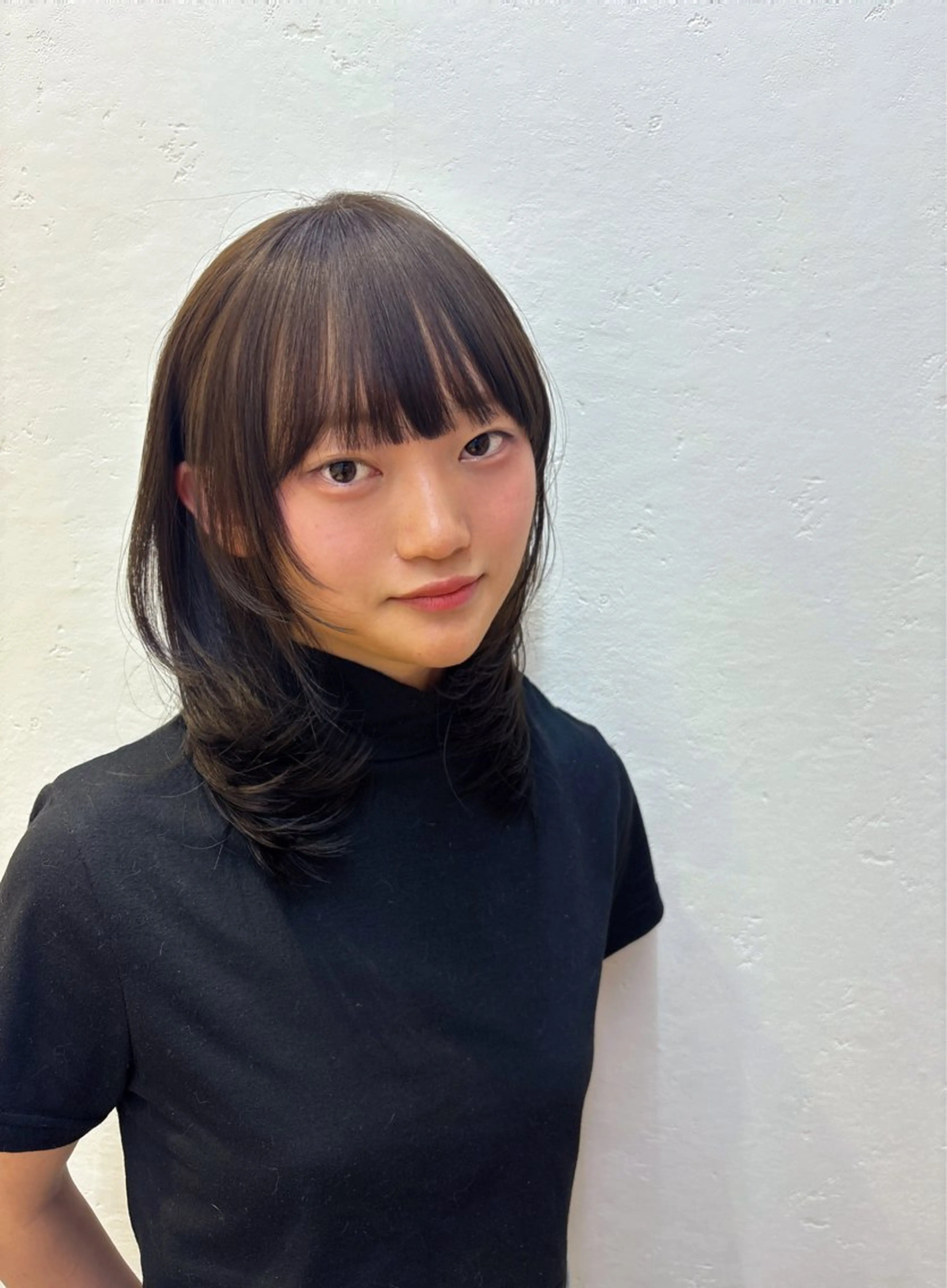 ミディアム カラー ミディアムレイヤー ブラウンカラー オリーブブラウン 顔まわりレイヤー 顔周りカット カット ヘアカラー レイヤーカット ♥kanaのヘアスタイル