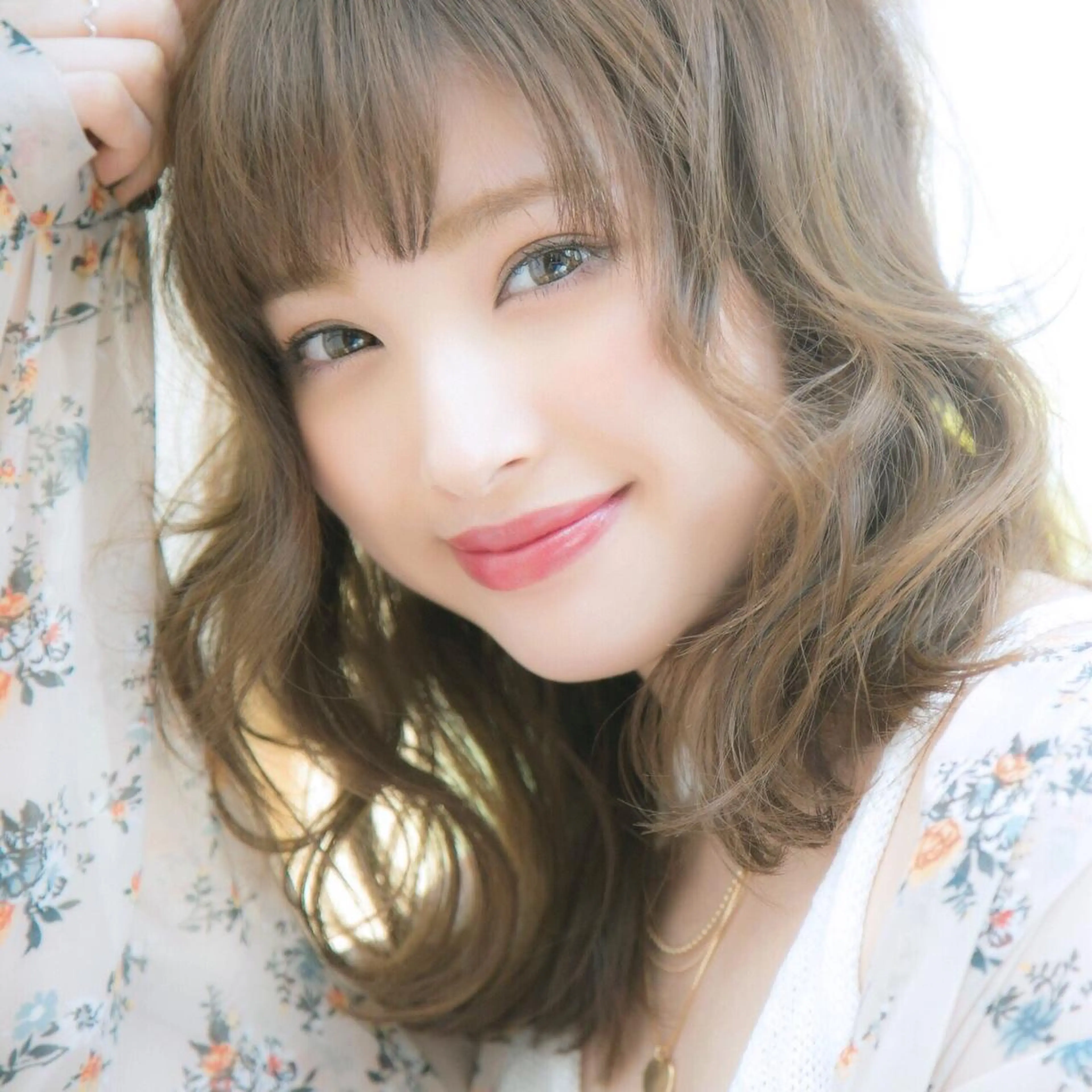 ミディアム 髪質改善　縮毛の達人 矢井由真のヘアスタイル