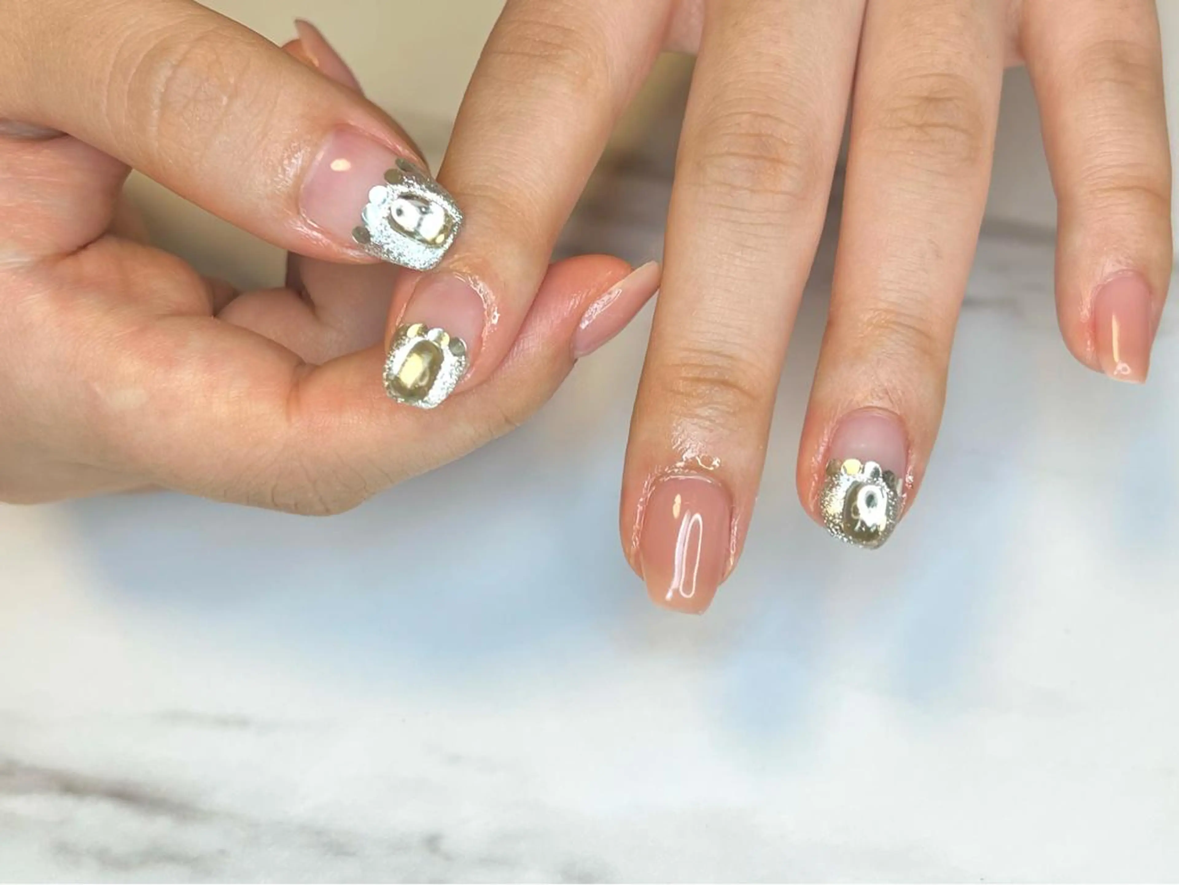 セミロング ネイリスト シンのネイルデザイン