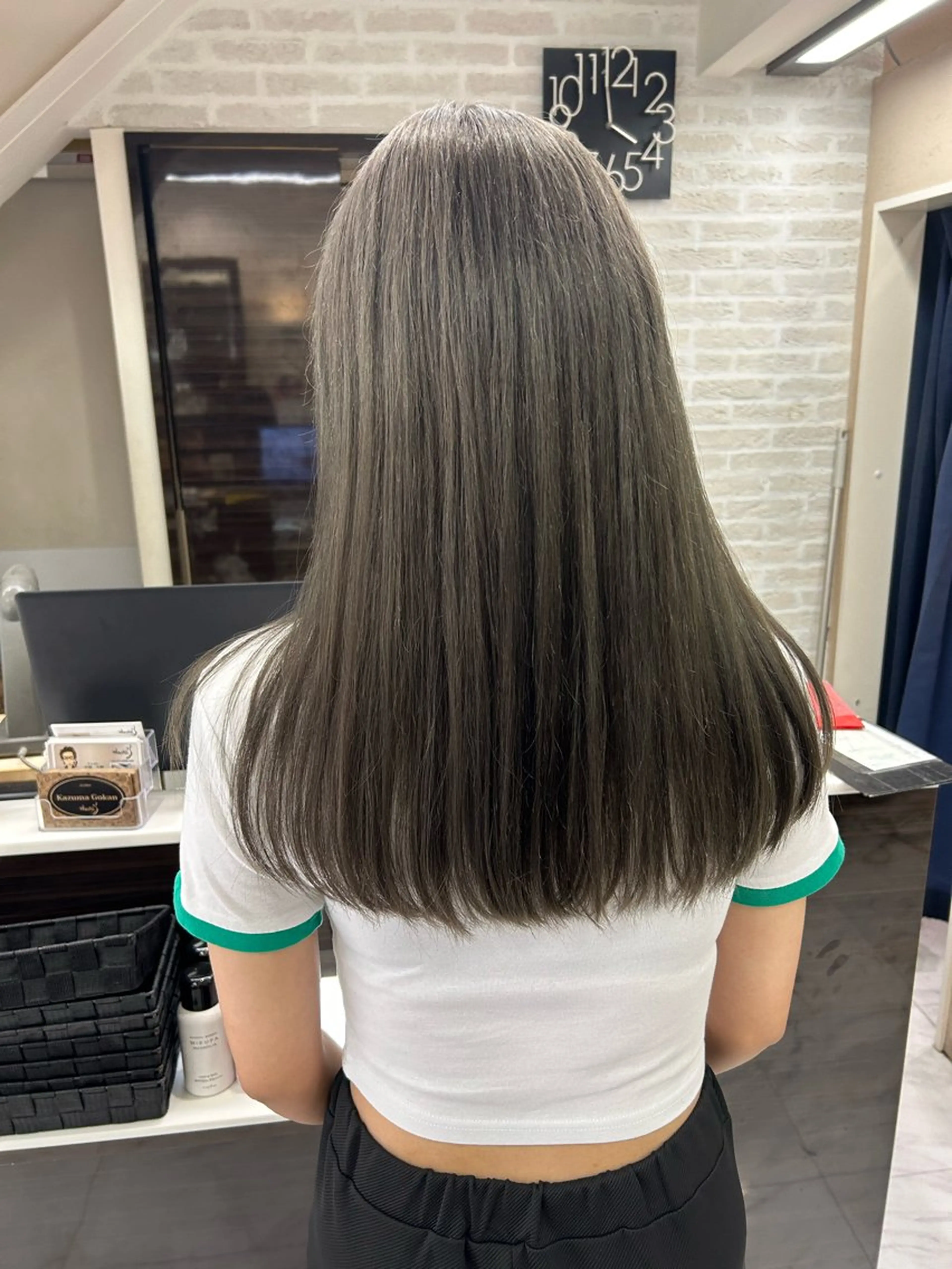 【学割対象】🩷艶髪カット🩷(シャンプーなし)の写真