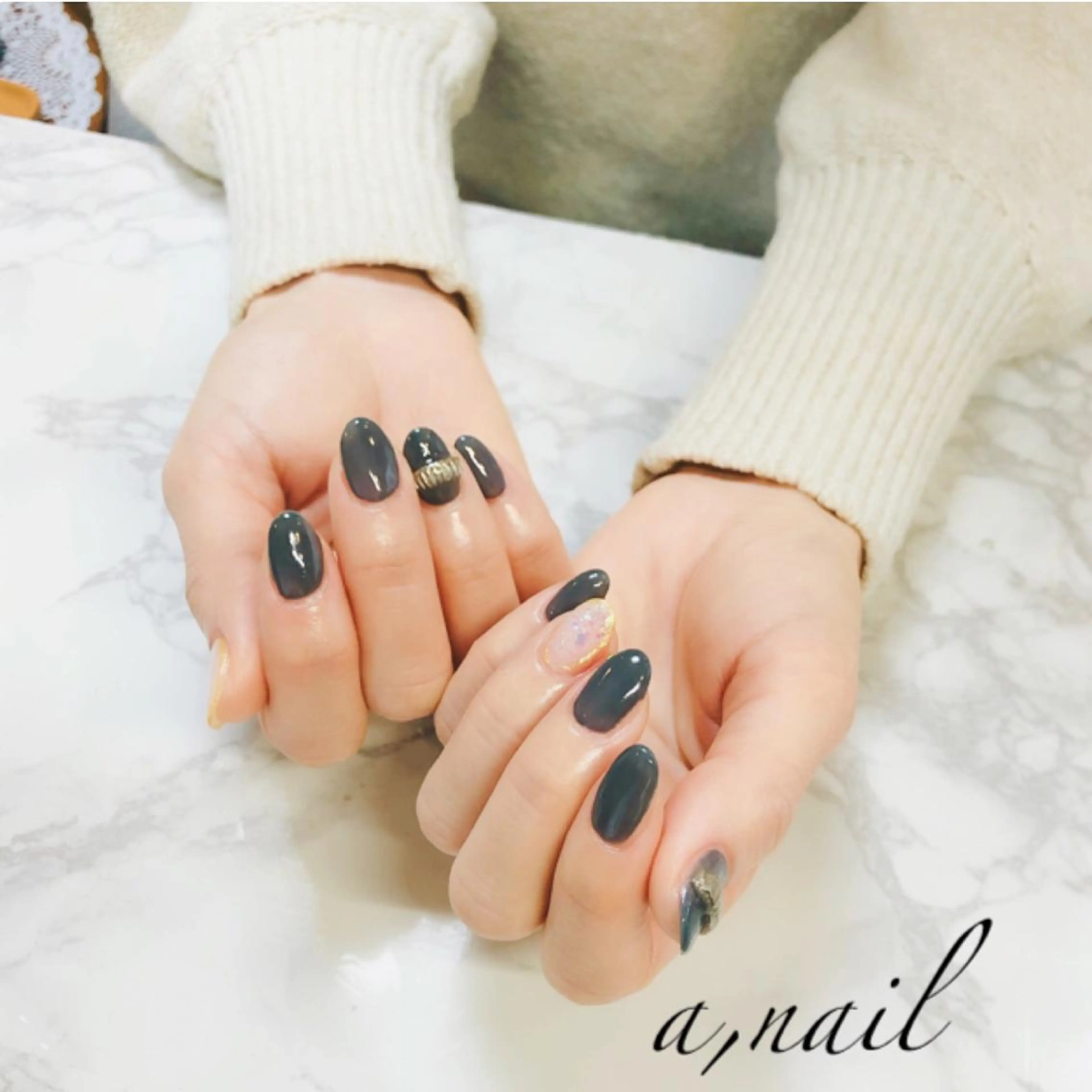 ネイル フットネイル ジェルネイル グラデーション オフィスネイル ワンカラーネイル ハンドネイル ネイルサロン エーネイルのネイルデザイン