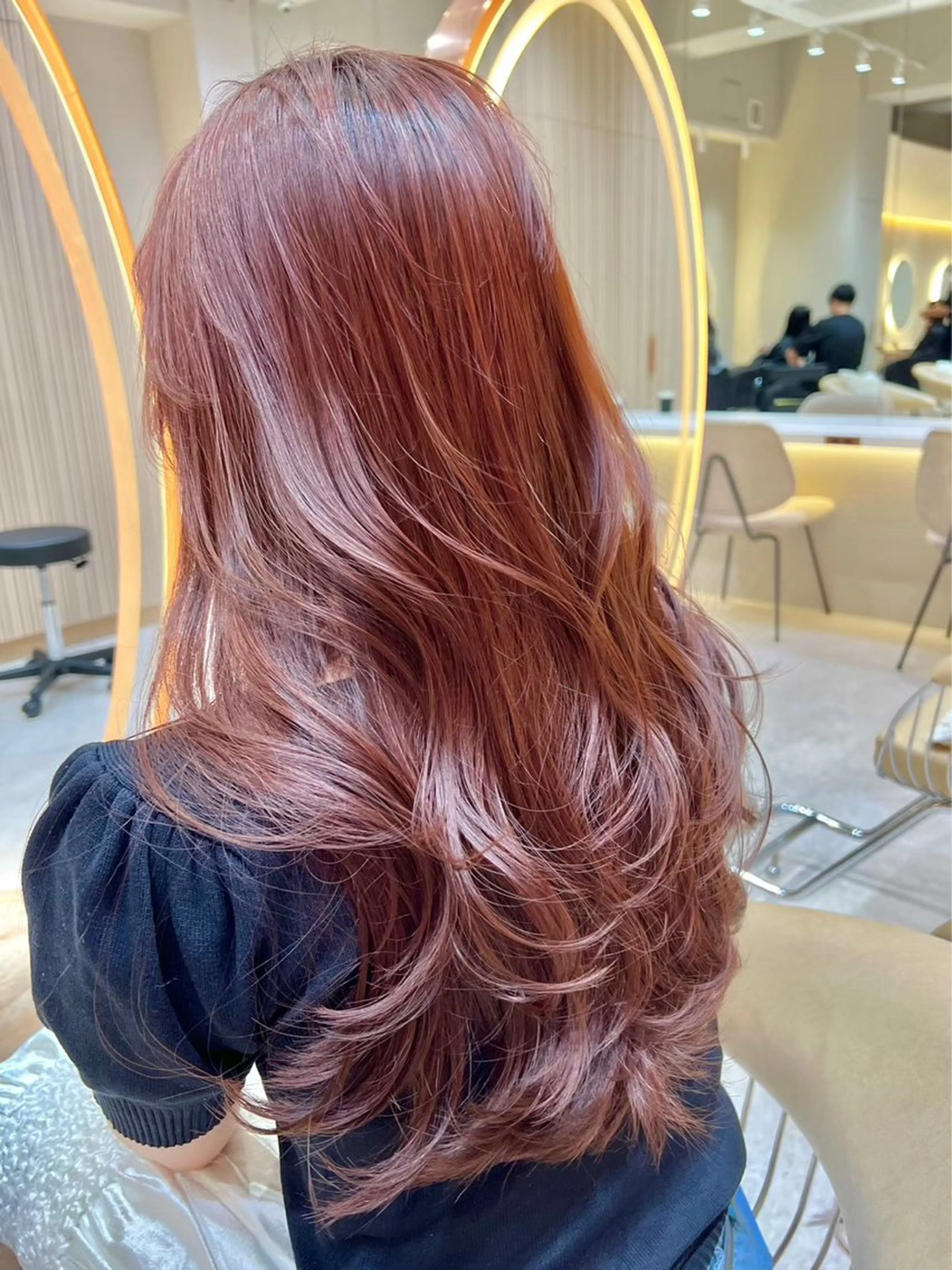 セミロング カット ヘアカラー トリートメント レイヤー❣️縮毛矯正 川村利幸のヘアスタイル