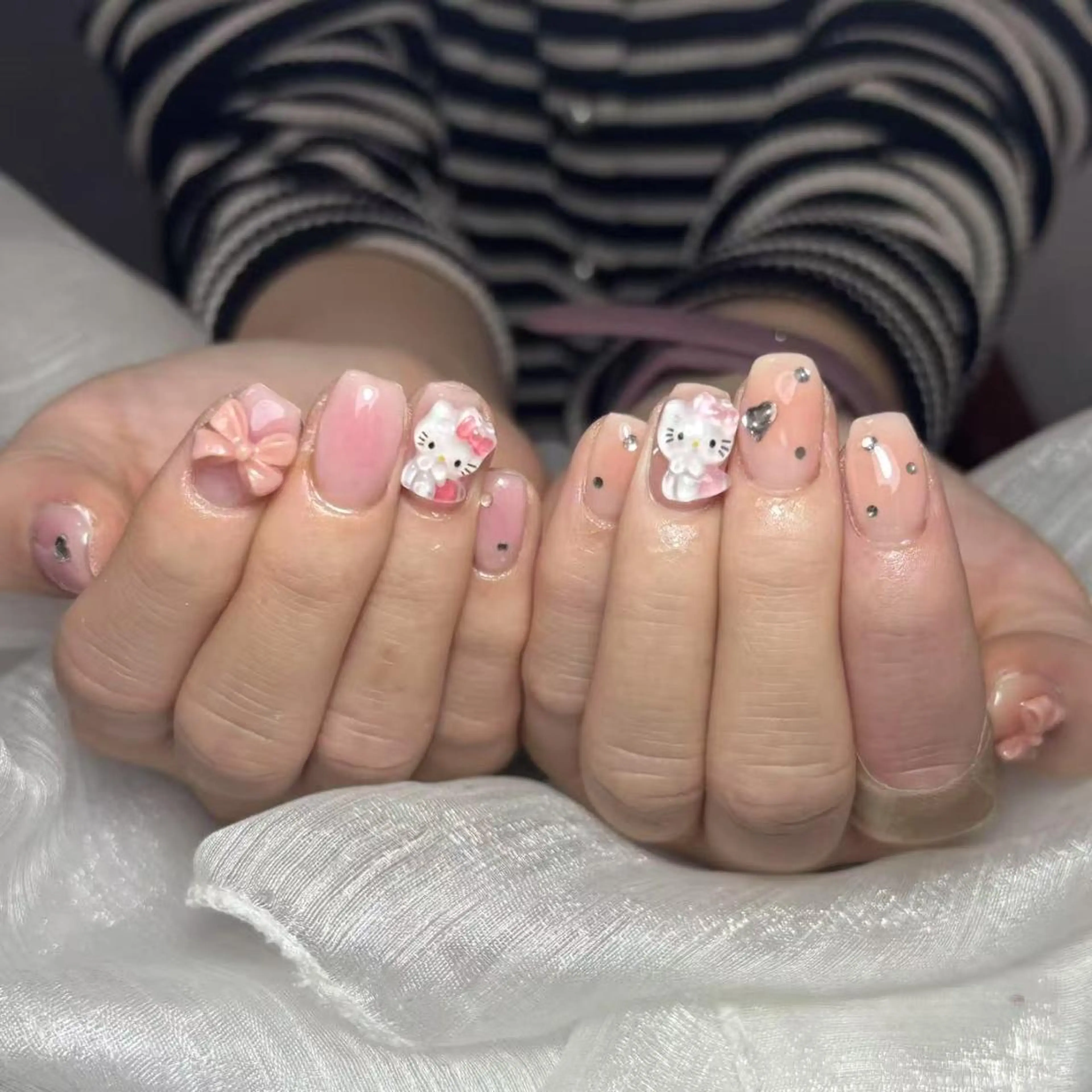 ネイル DEMAIN- 🕊️のネイルデザイン