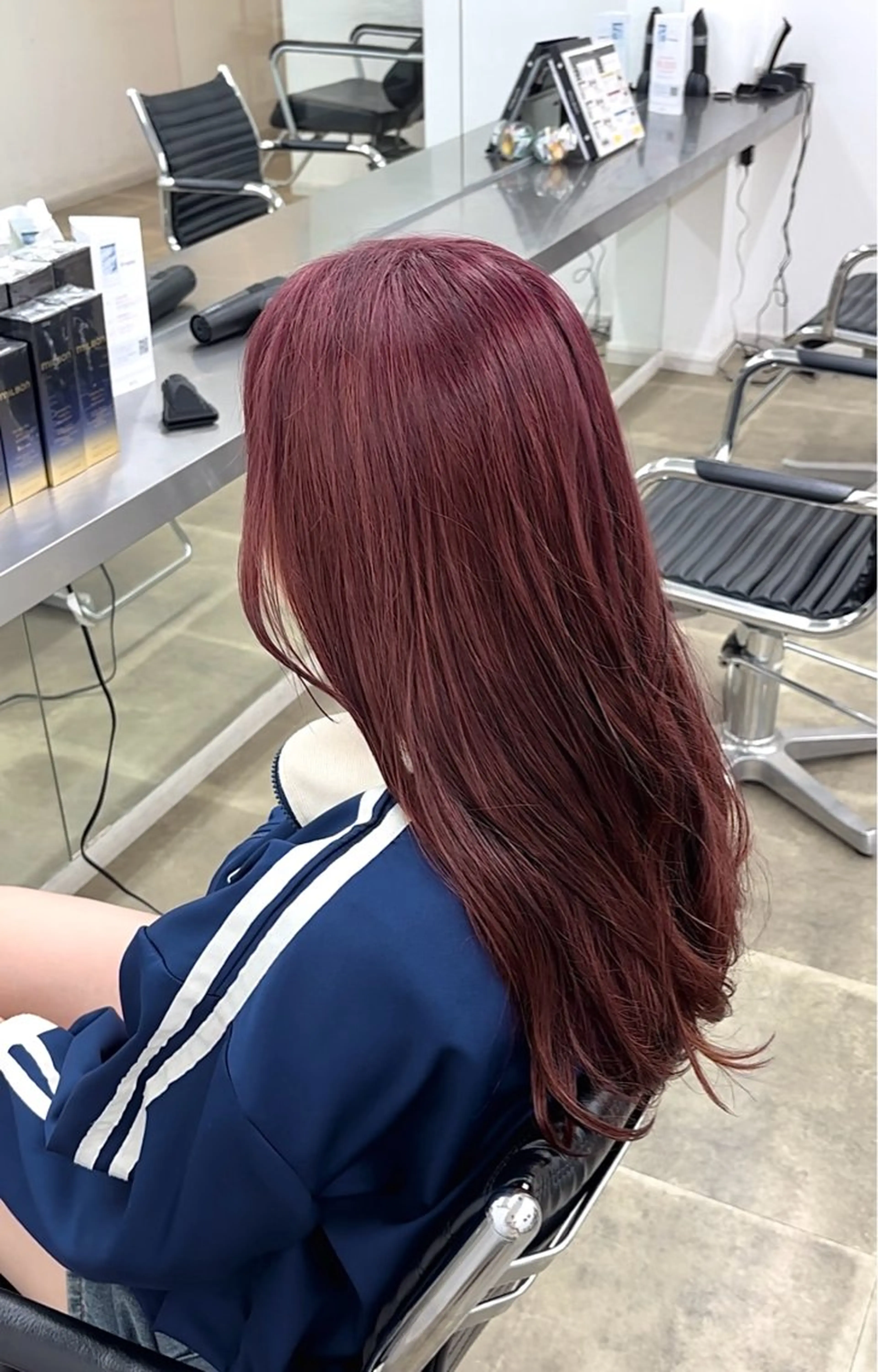 ロング カラー ブリーチ 谷井 実結樹のヘアスタイル