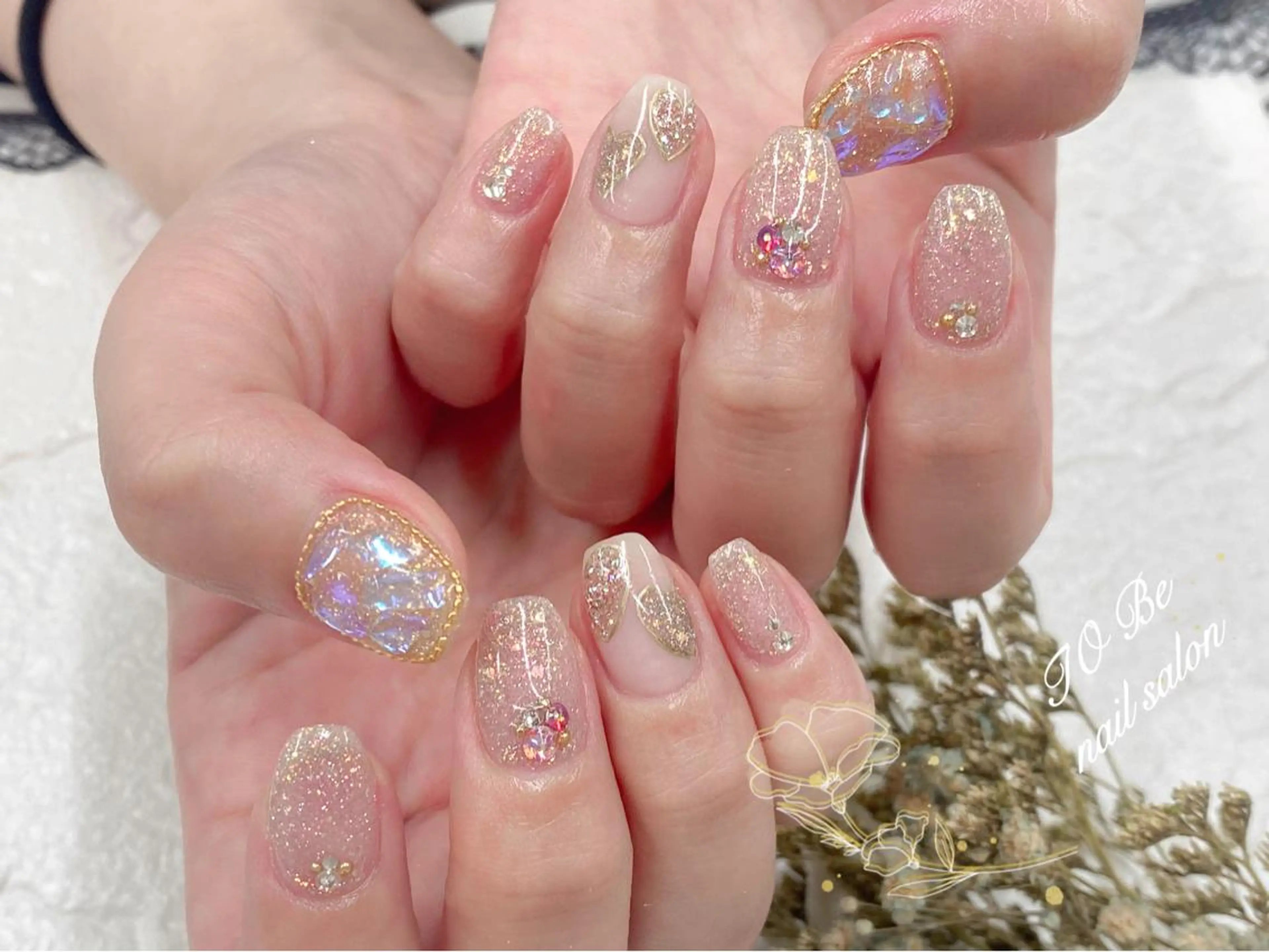 ショート ネイル ハンドネイル Nail Salon To Beのネイルデザイン