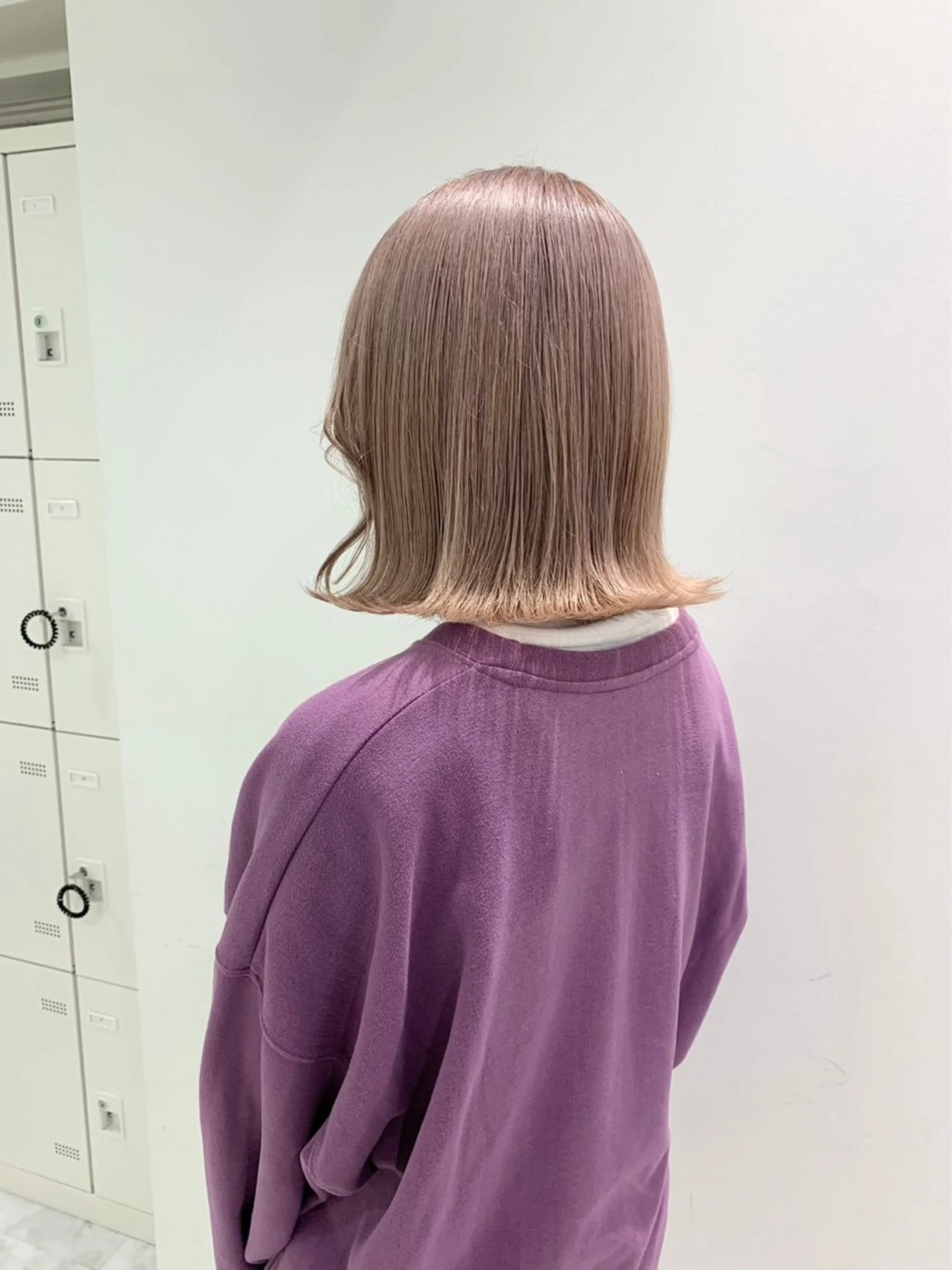 ロング カラー ハイトーンカラー 🦄レイヤーカットのヘアスタイル