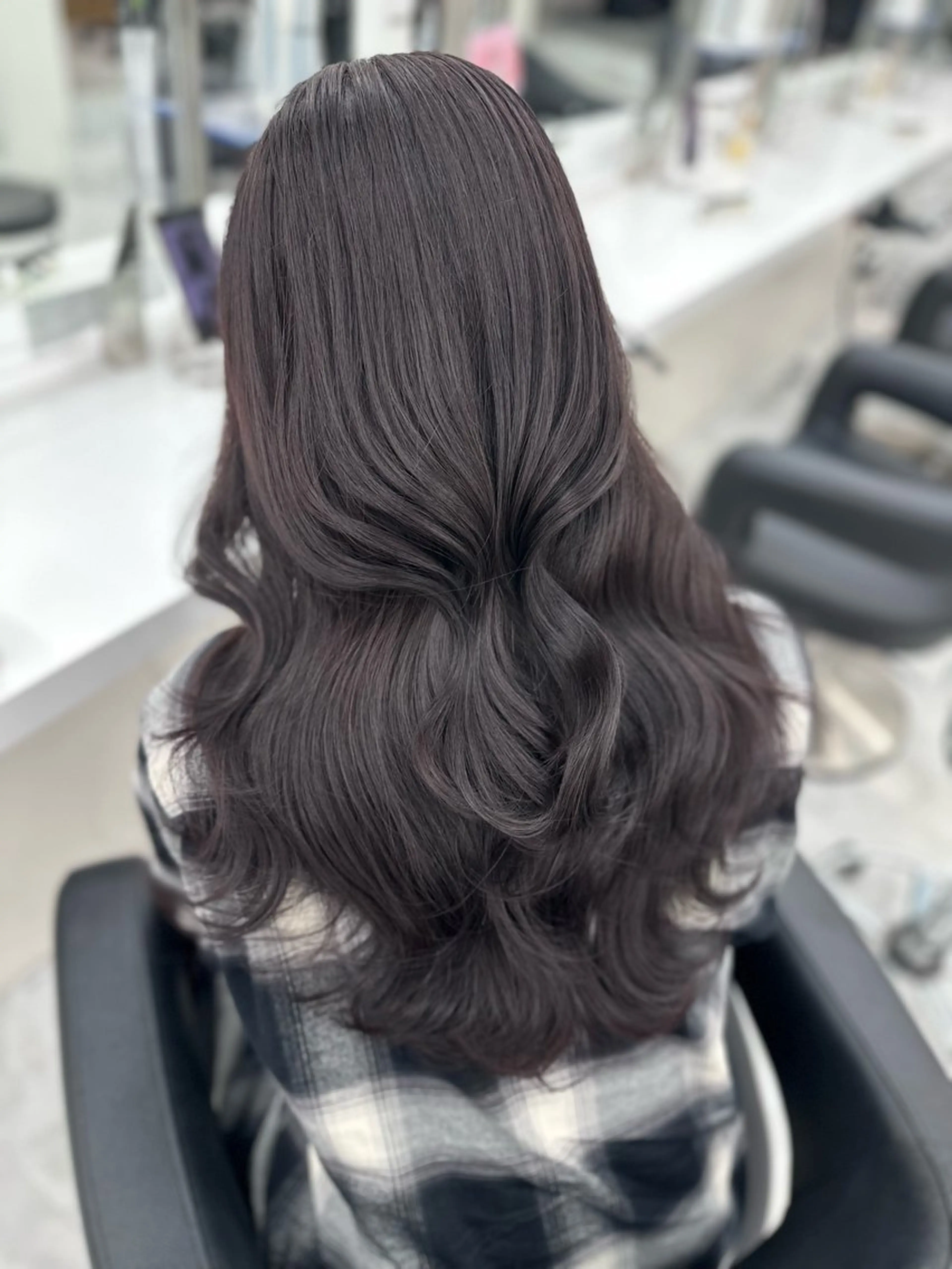 ロング カラー ヘアアレンジ ヘアカラー 艶カラー/ハイトーン /レイヤーカットのヘアスタイル