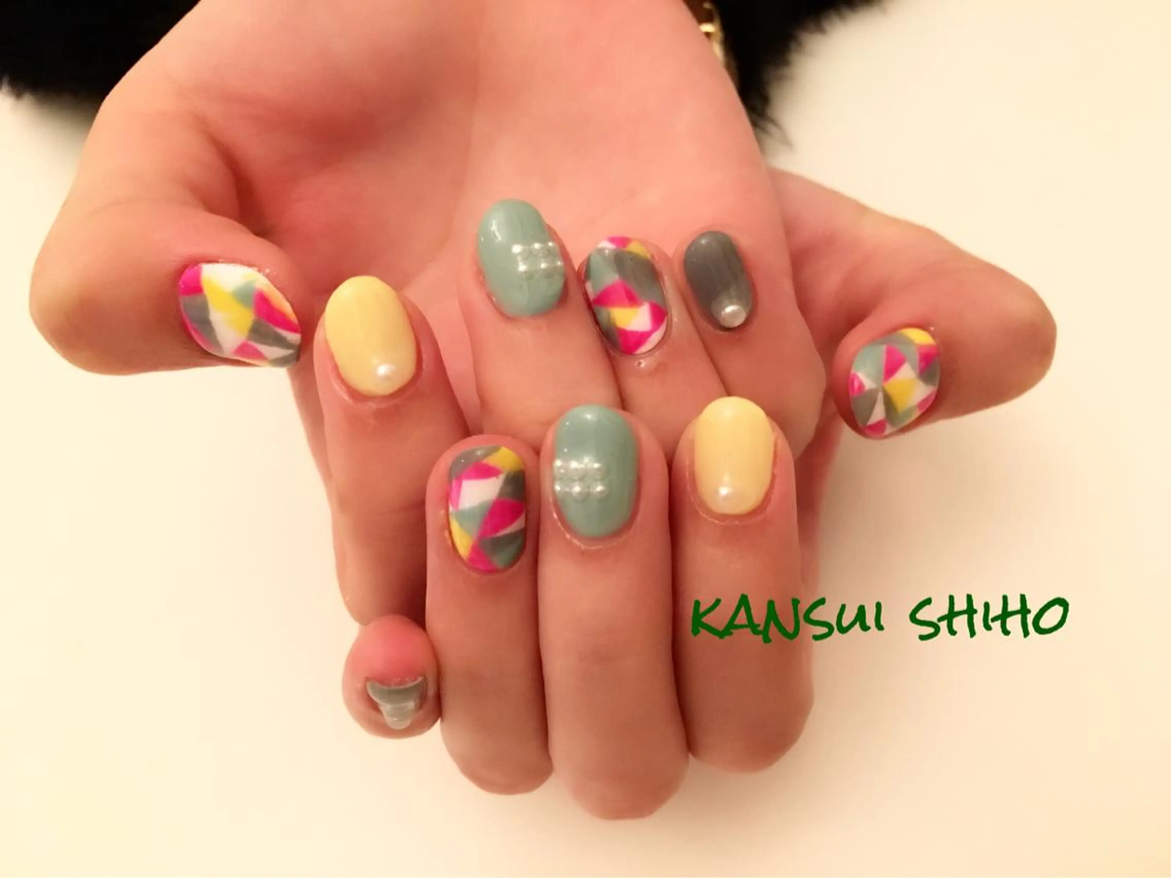 ネイル Elio所属・Elio 国泰寺のネイルデザイン