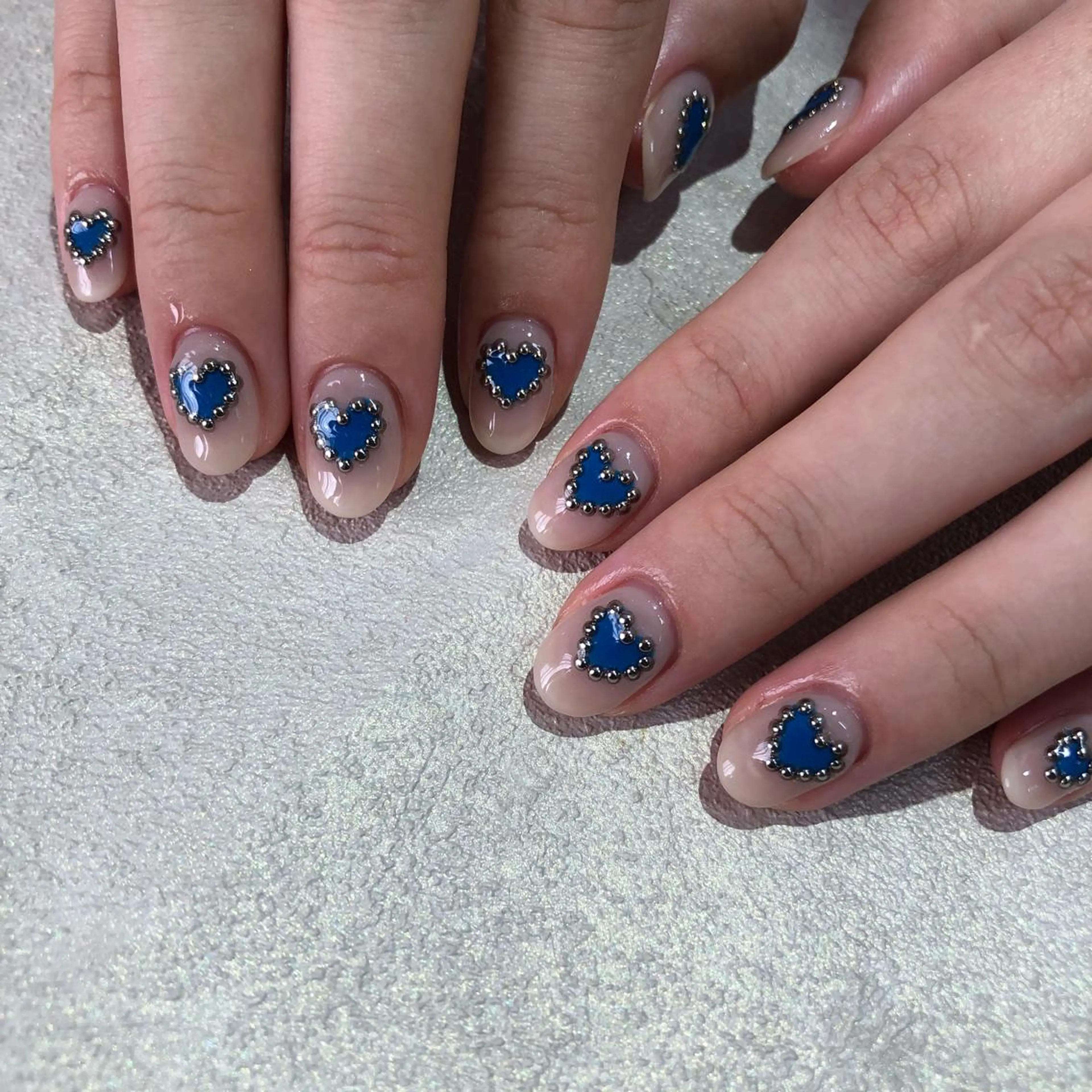 ネイル ハンドネイル フットネイル ハンドケア Nes.Nail所属・Miyagi Asamiのネイルデザイン