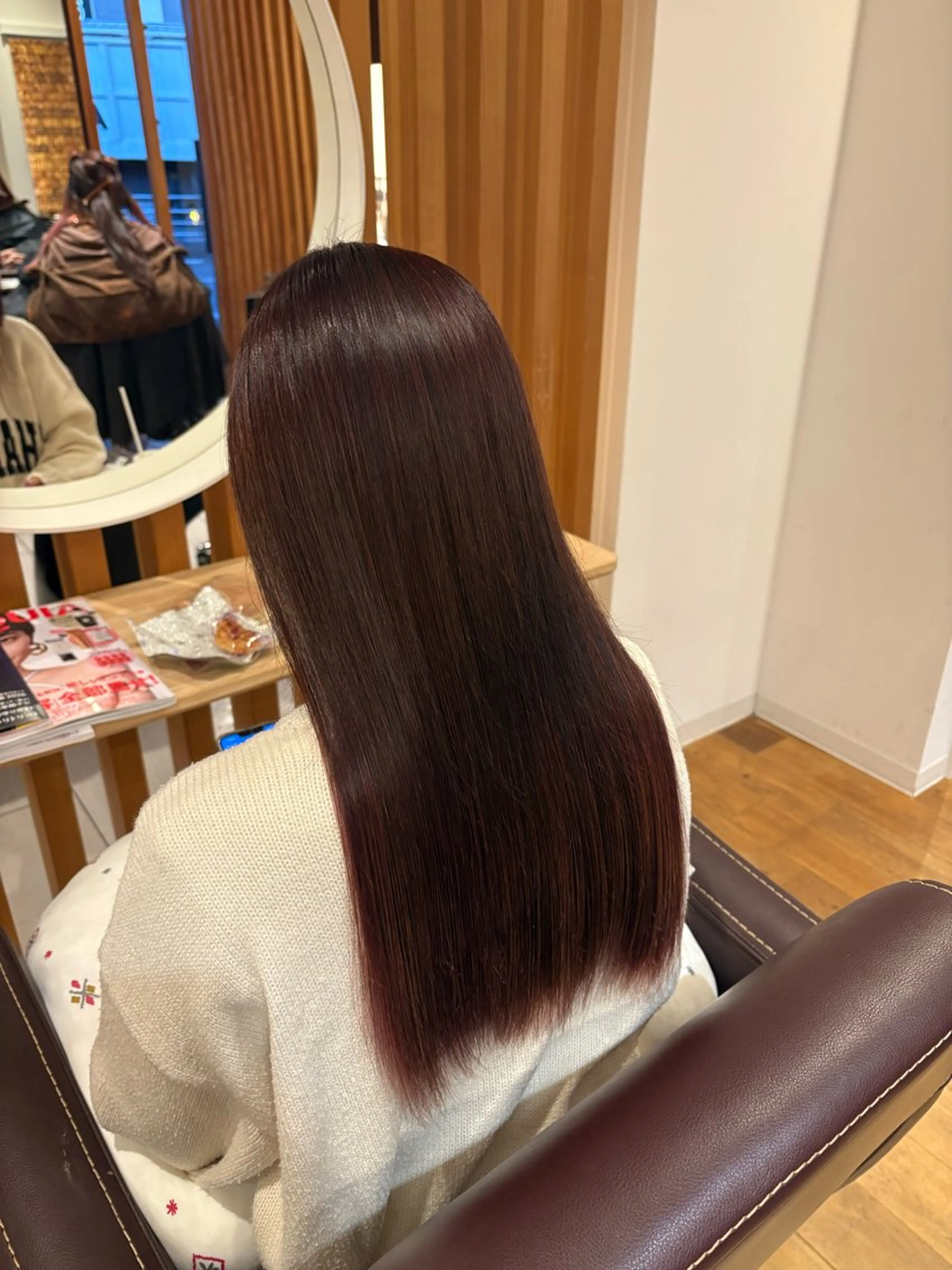 カラー ブリーチ ブリーチなしカラー ピンクカラー ヘアカラー 縮毛矯正 山本 あやめ子のヘアスタイル