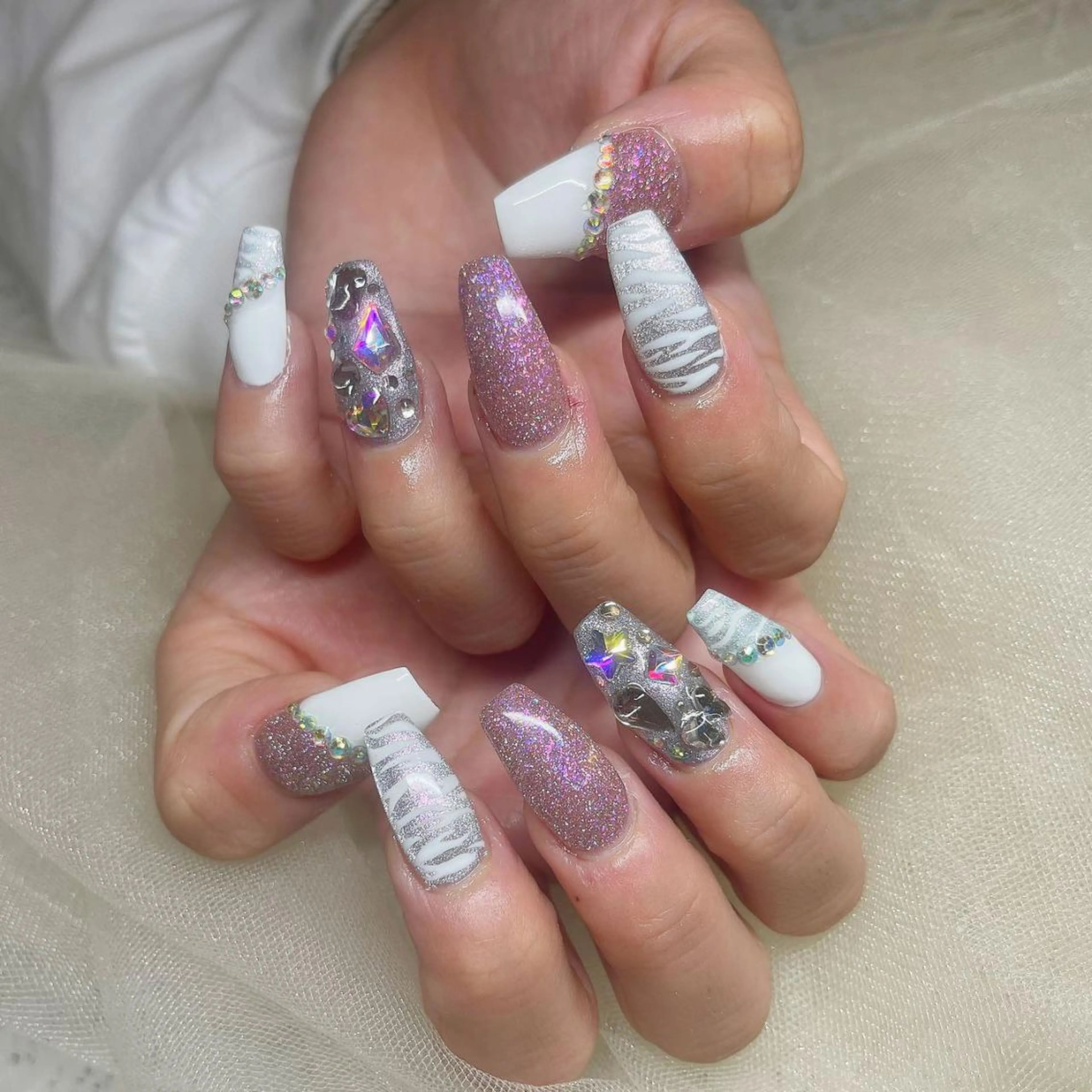 ネイル Queens ゲンのネイルデザイン