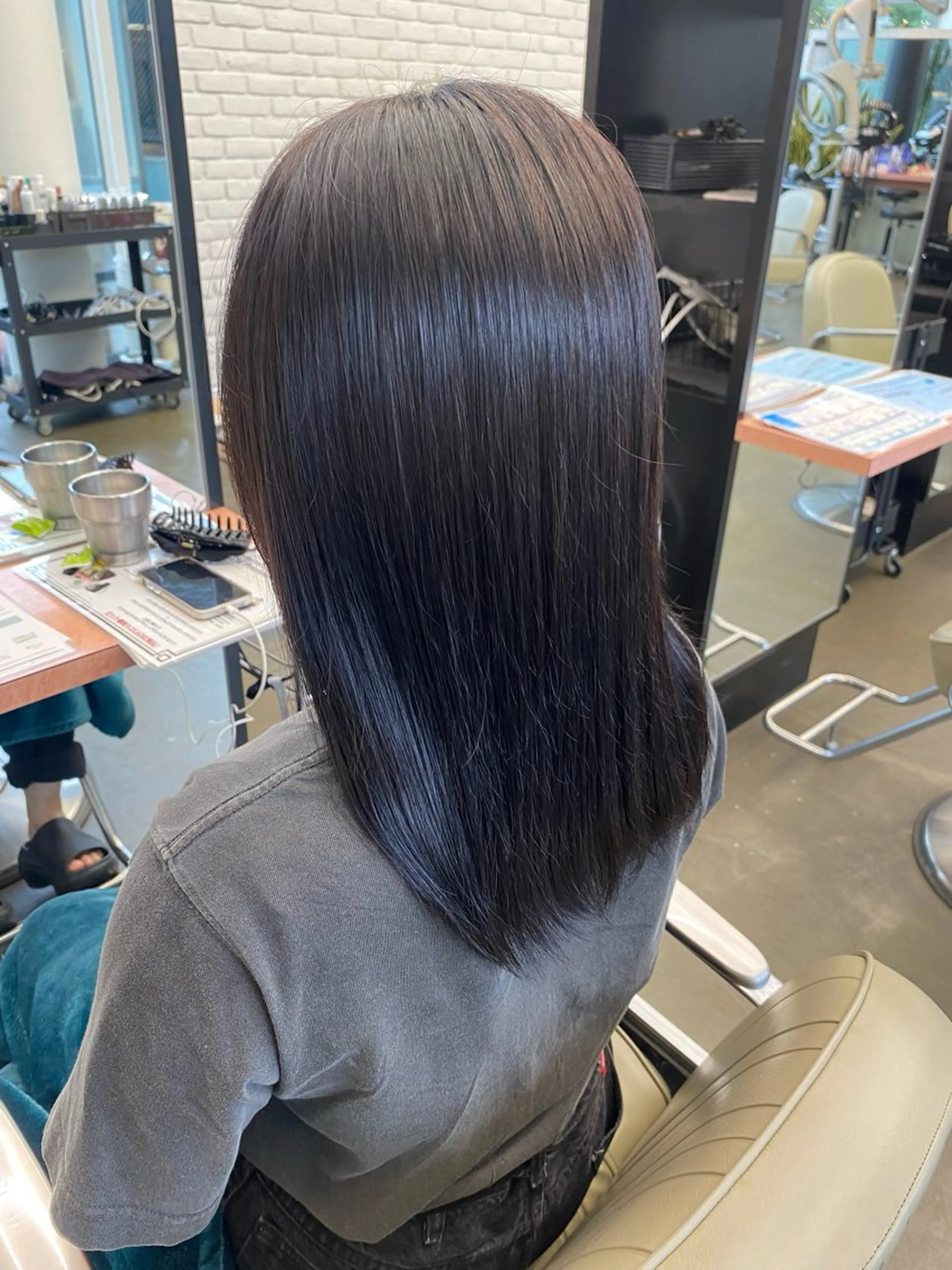 ミディアム カラー 透明感カラー DIFINOaoyama所属・🎧ayaka/ボブ /透明感カラー🩵のヘアスタイル