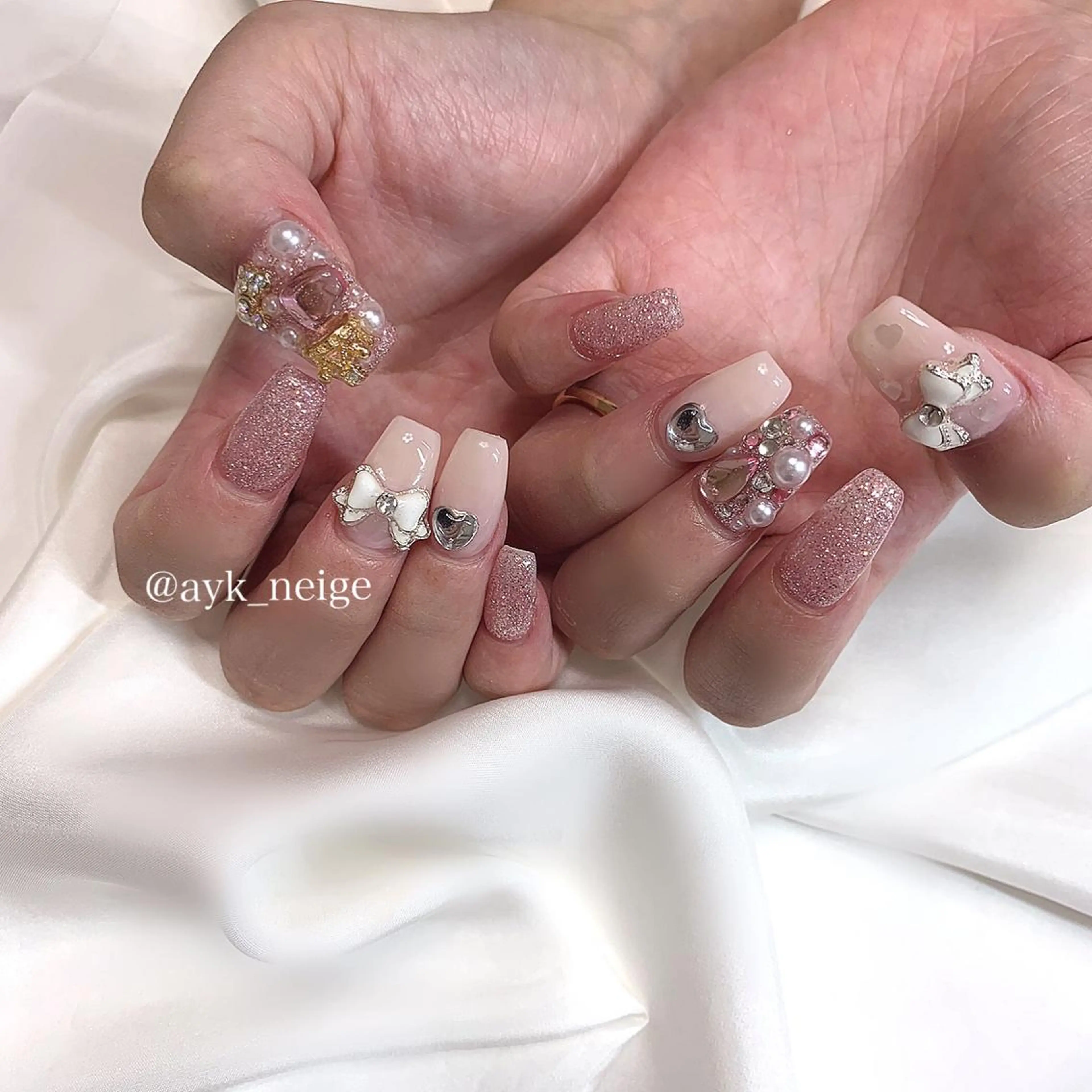 ネイル オーロラネイル フットネイル ハート キラキラネイル 韓国ネイル n'eige nail所属・大谷 綾香のネイルデザイン