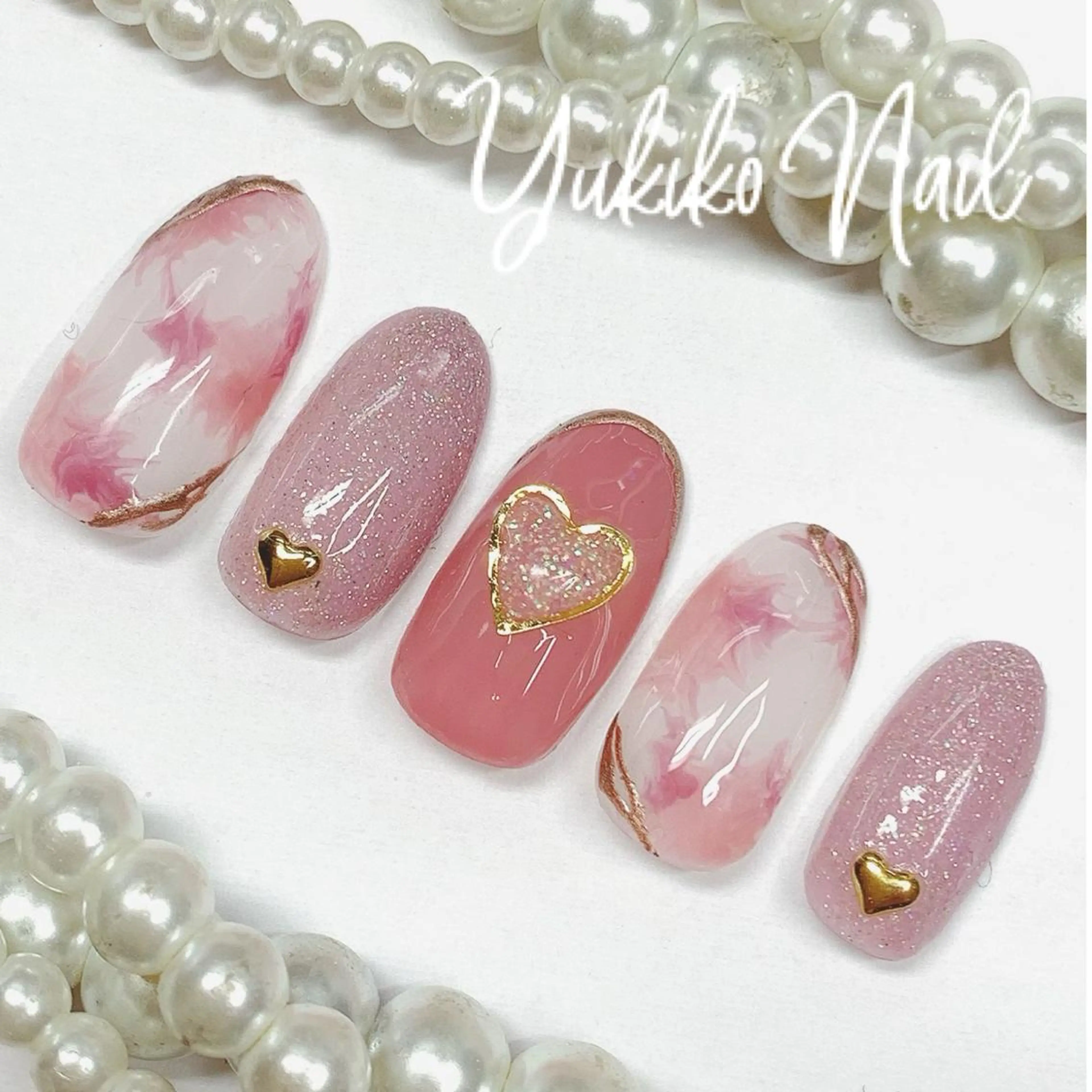 ネイル ニュアンスネイル バレンタイン ハンドネイル ユキコ ネイルのネイルデザイン