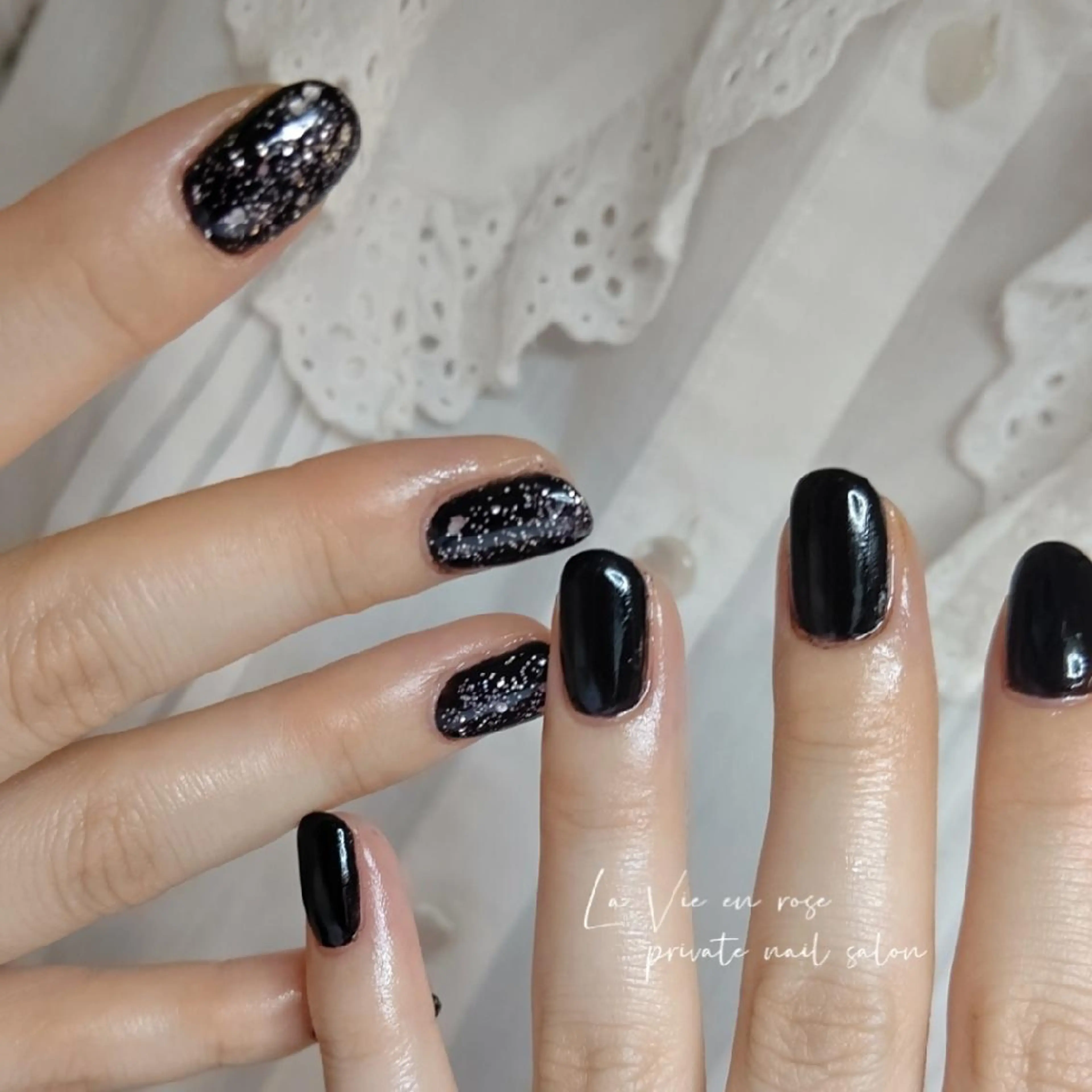 ネイル ラヴィアン ローズのネイルデザイン