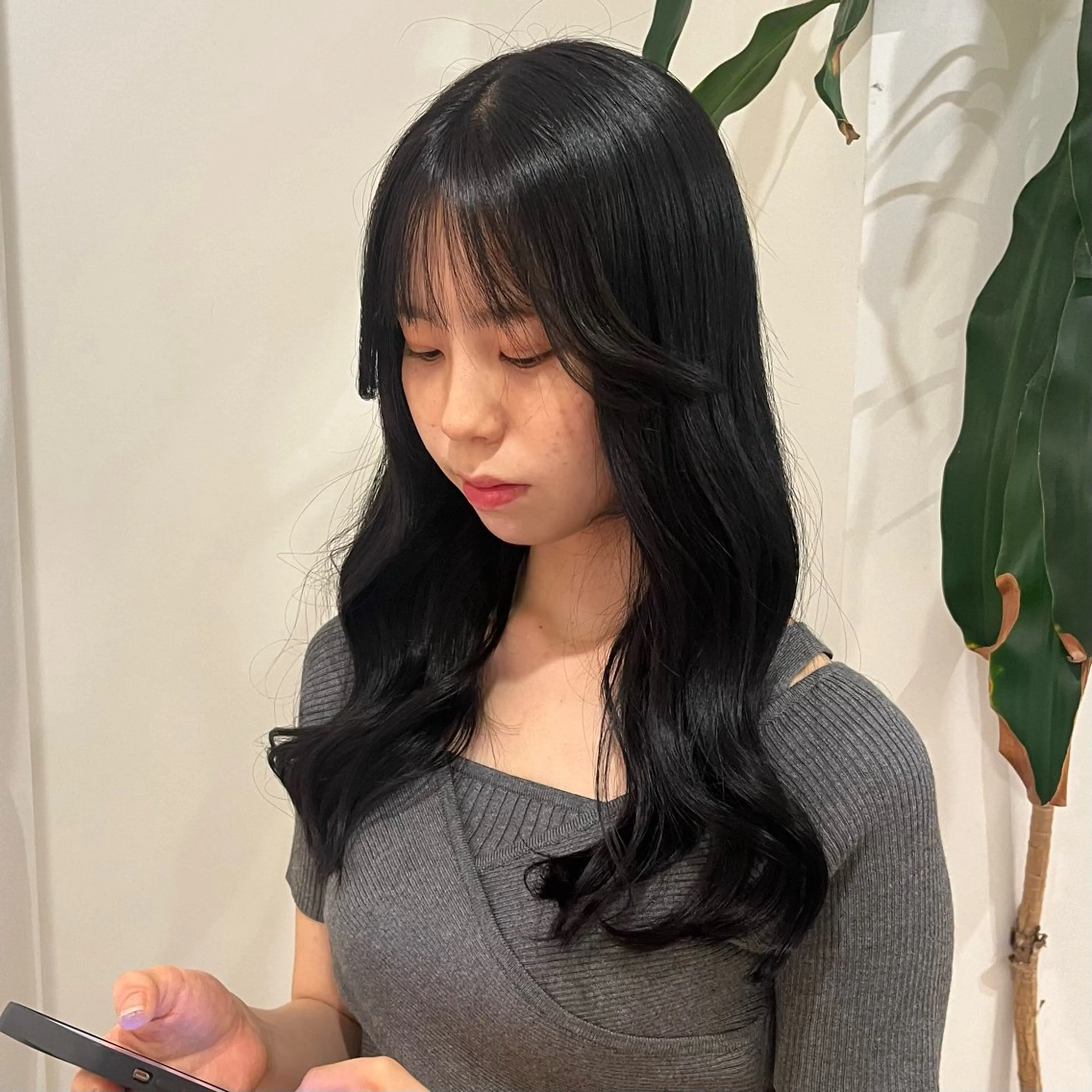 ロング カラー 透明感カラー グレージュ るな/暖色、 ベージュカラー🎀のヘアスタイル