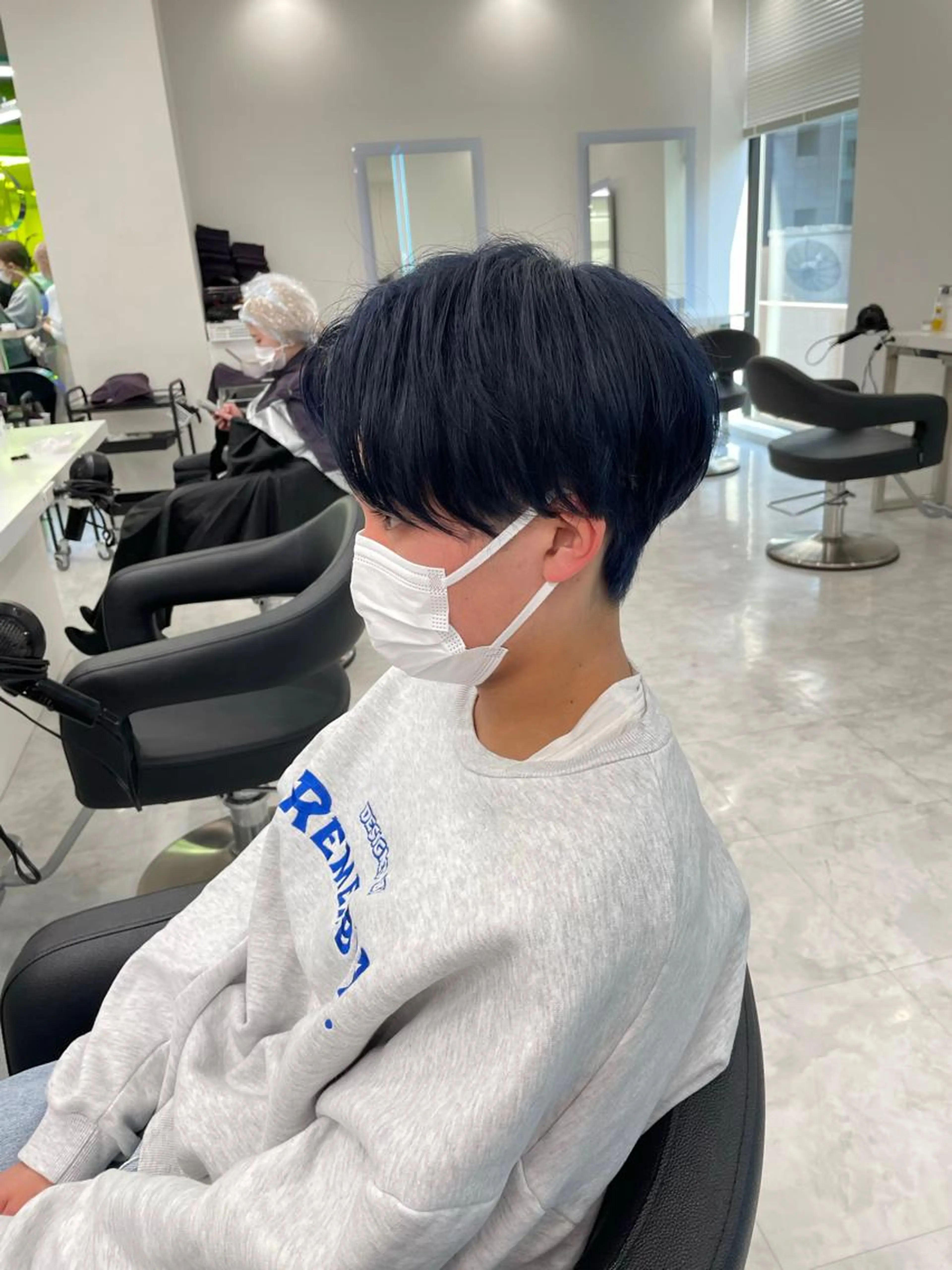 【✨早い者勝ち✨】🌈髪の毛の中から綺麗にしたいかたへ🌈 メンズカット➕髪質改善トリートメント➕炭酸スパ🔥🔥の写真