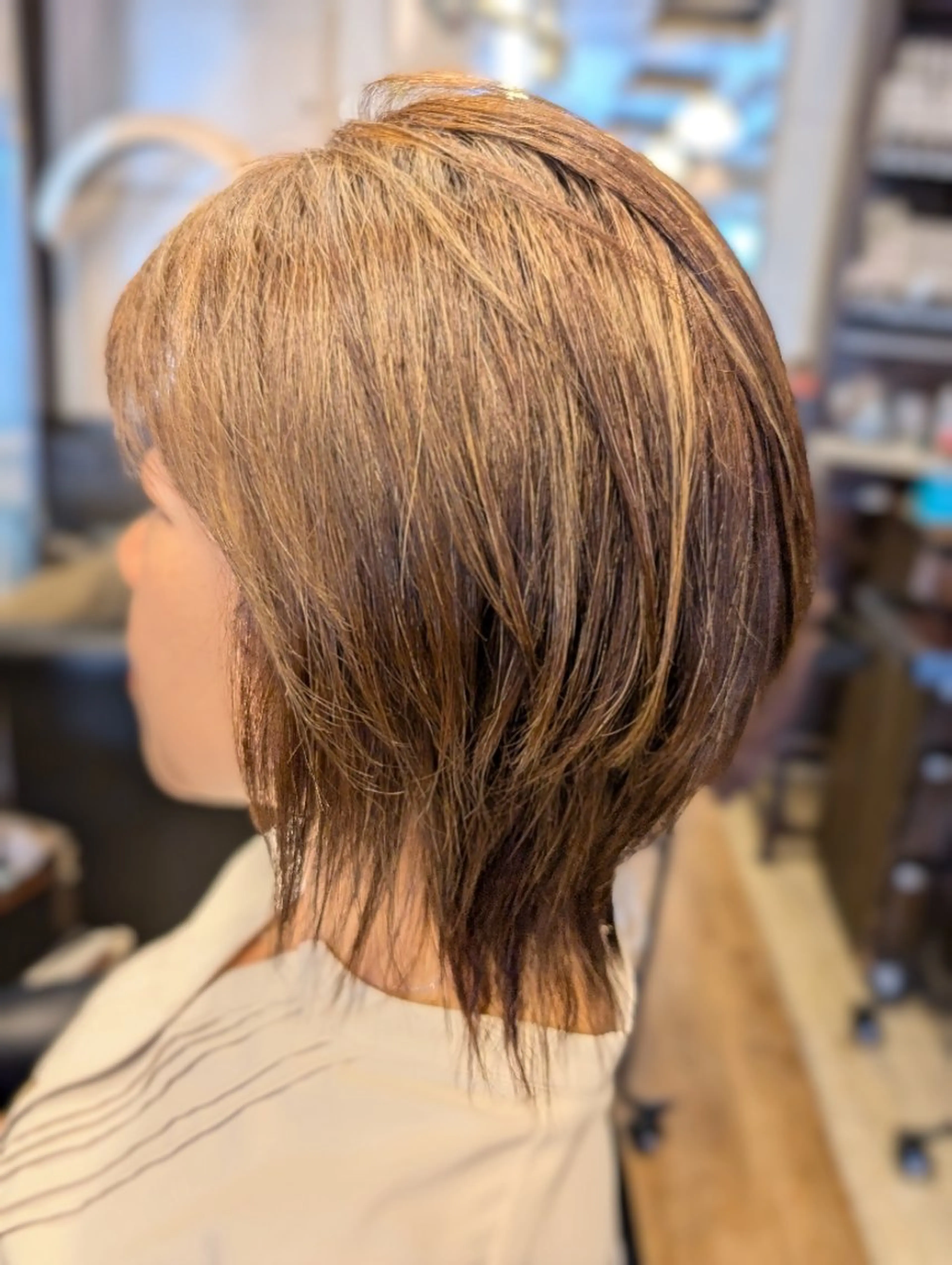 ショート カット ヘアカラー トリートメント 椎橋 美帆野のヘアスタイル