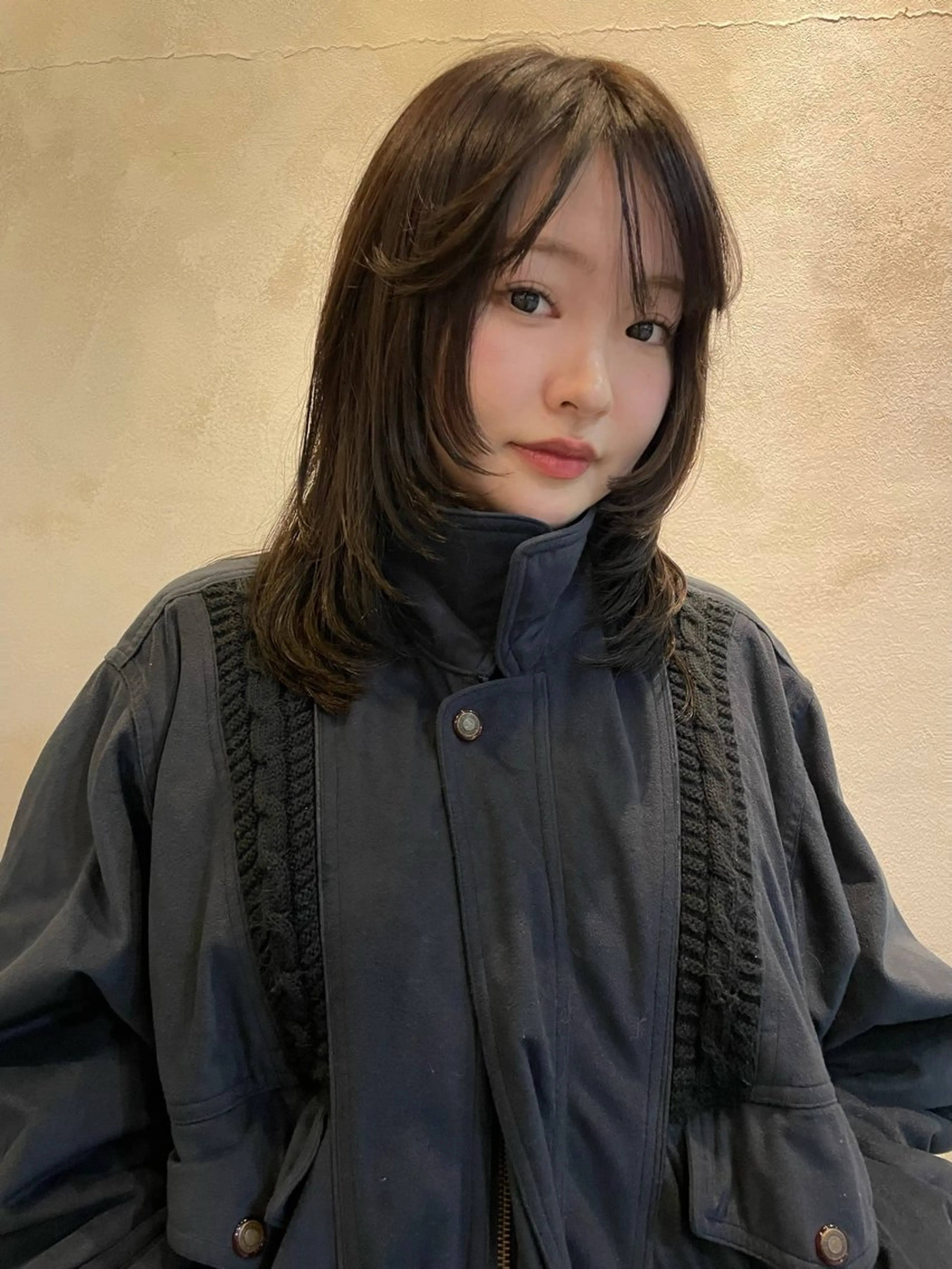 ミディアム レイヤーカット 熊崎 葵のヘアスタイル