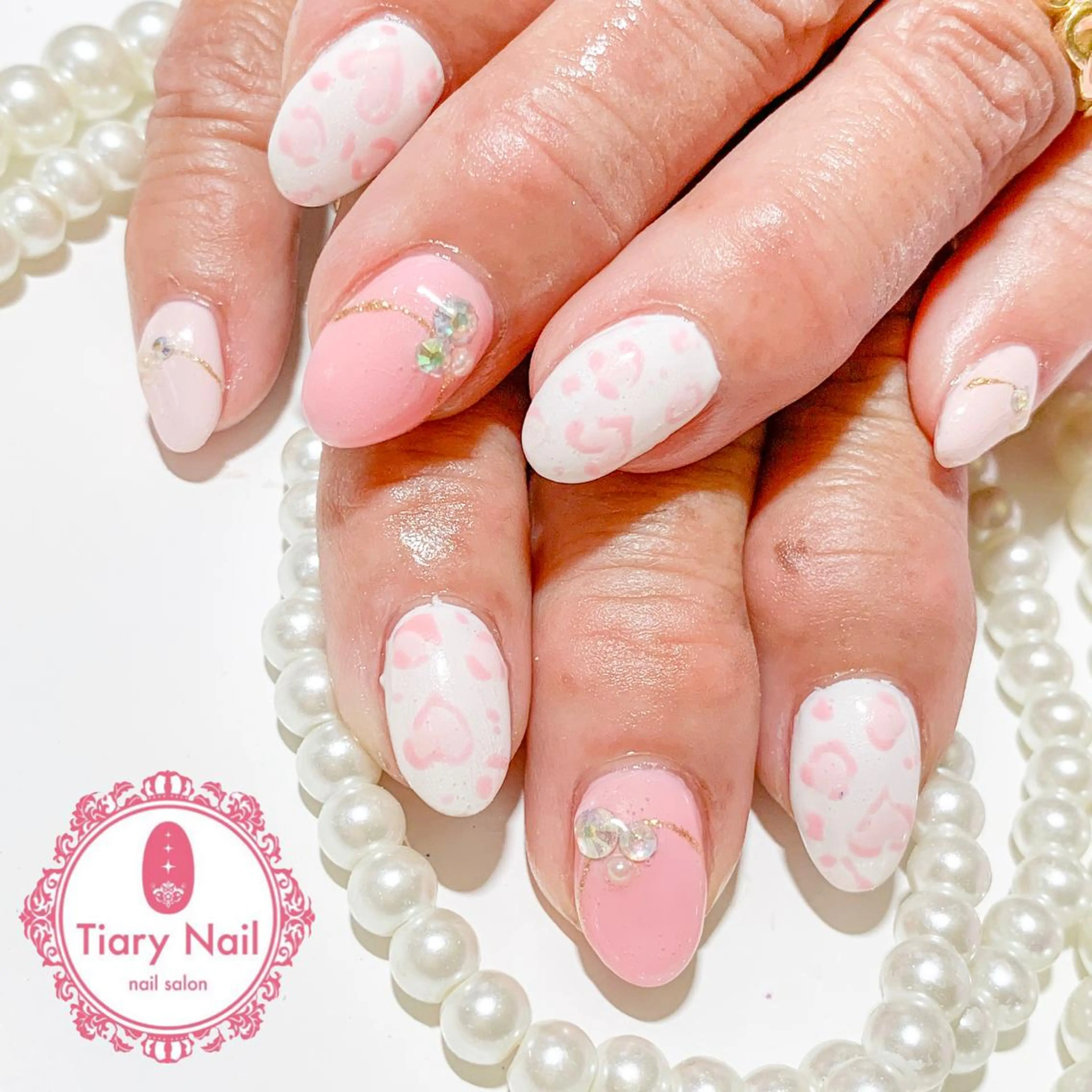ネイル 桜ネイル 成人式 オフィスネイル 💗🪽Tiary Nail🪽💗のネイルデザイン