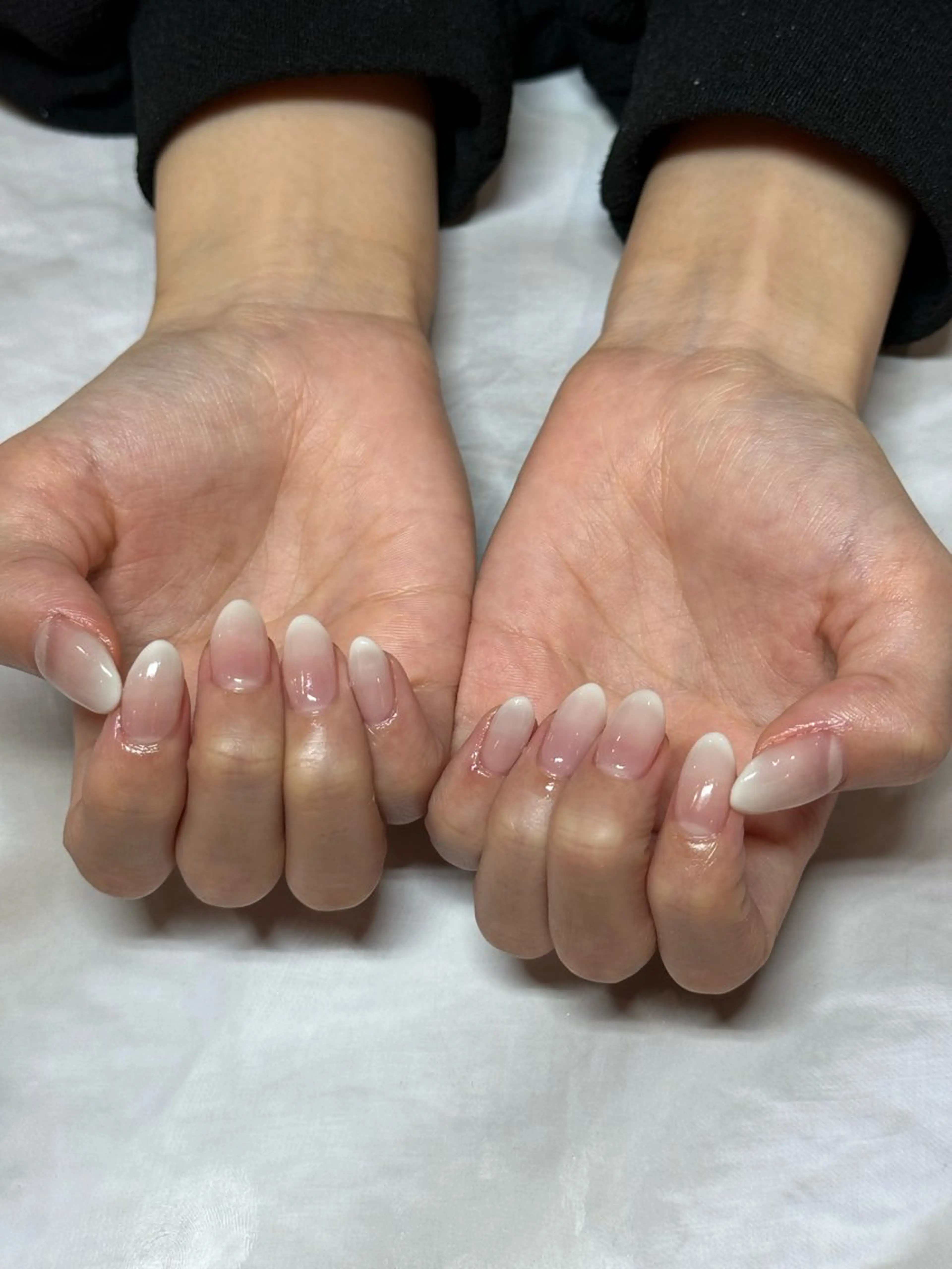 ネイル グラデーション MONICA KARENのネイルデザイン