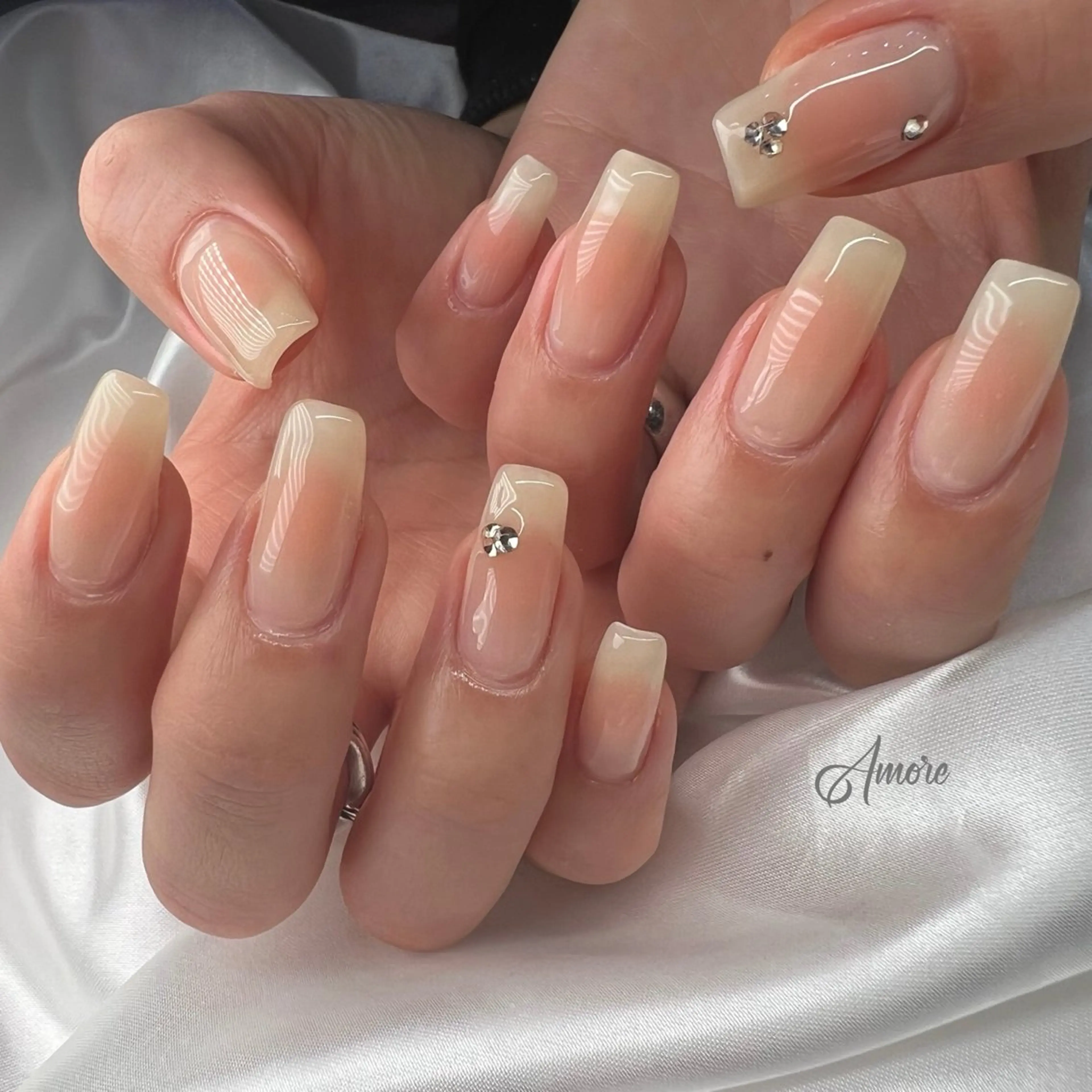 ネイル ジェルネイル キラキラネイル 韓国ネイル マグネットネイル パラジェル You kyehwaのネイルデザイン