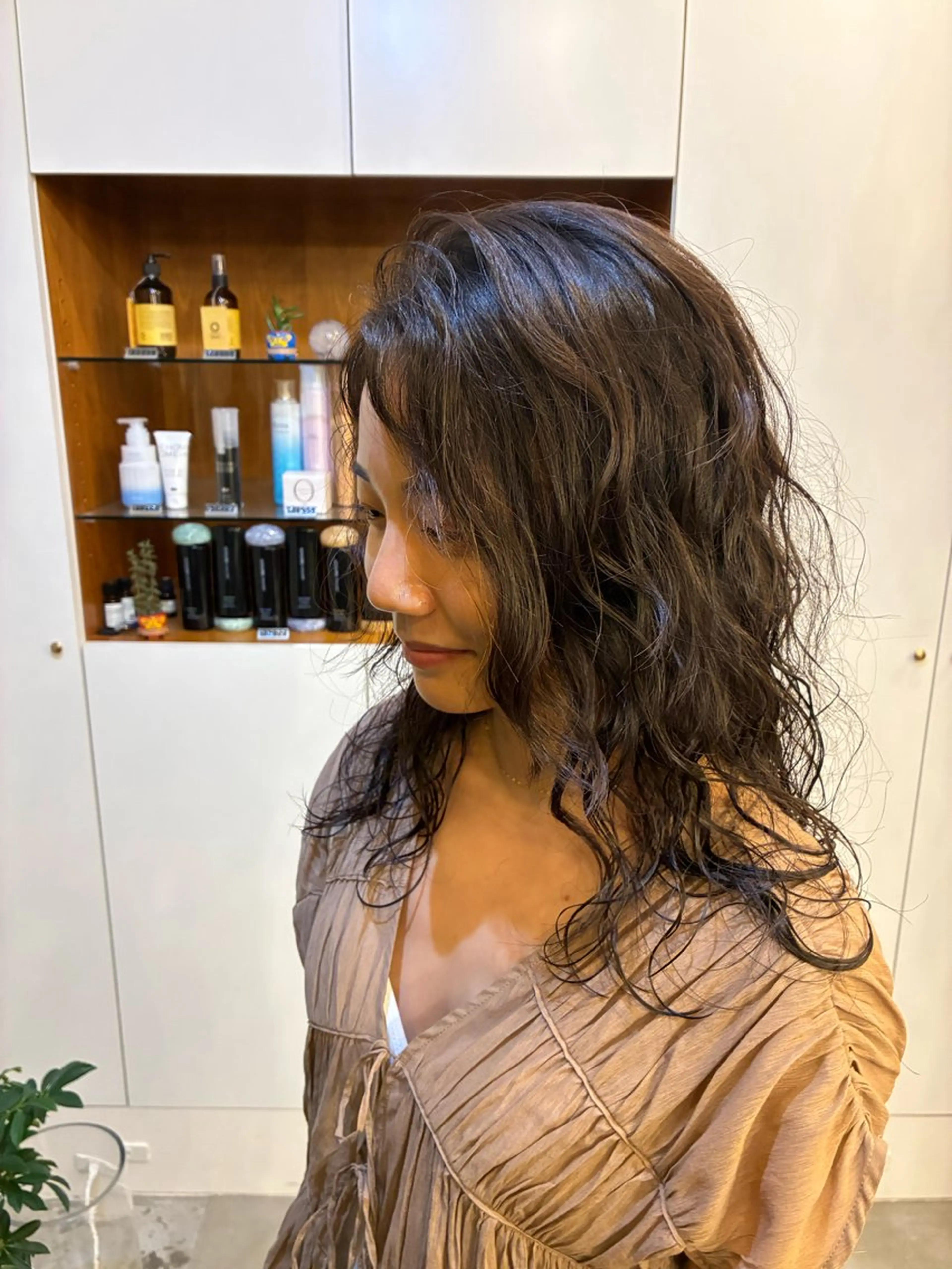 ロング パーマ カット パーマ aen parlor所属・💐レイヤー/暖色 /りゅーき💐のヘアスタイル