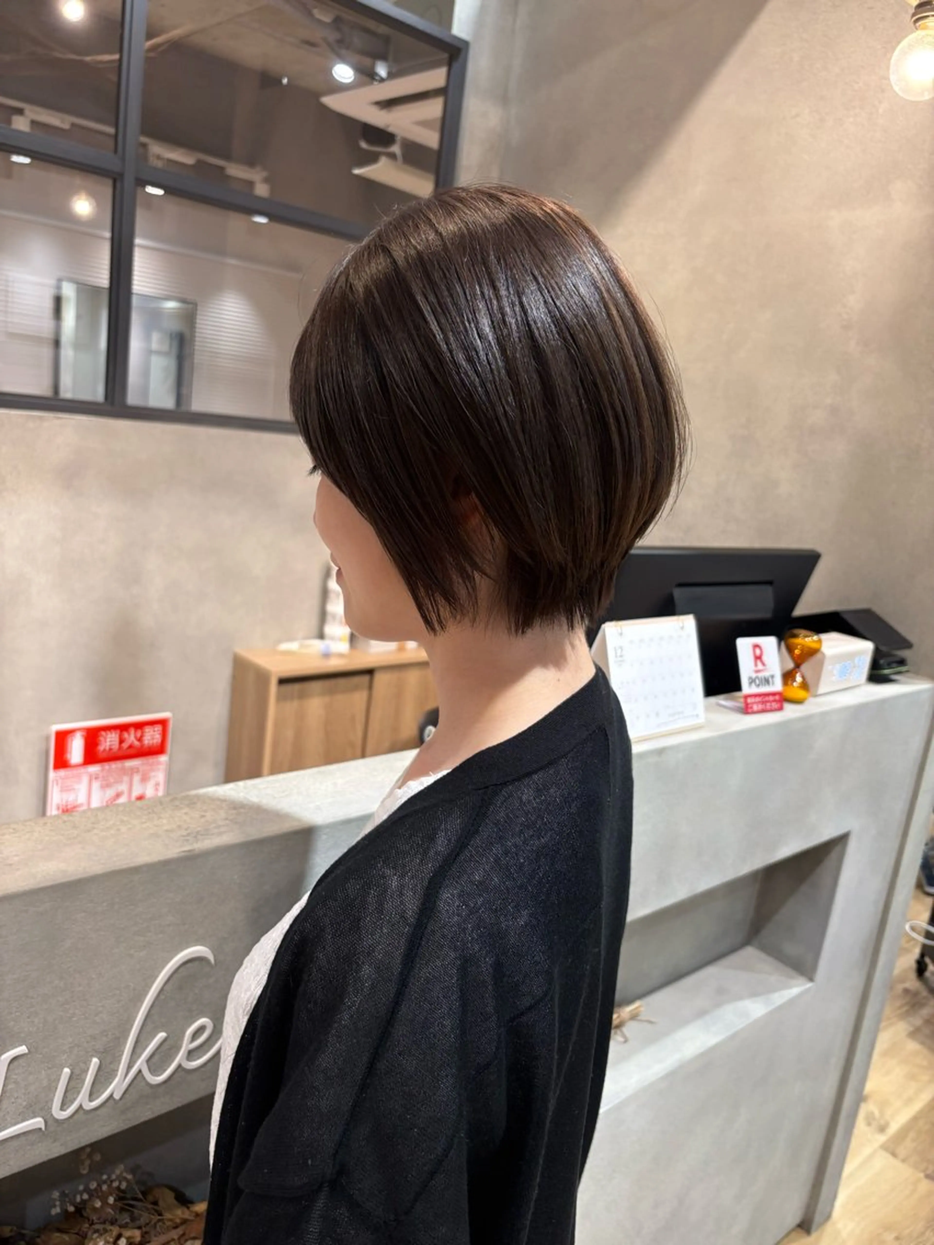 ショート ショートヘア ヘアカラー まつい みるのヘアスタイル