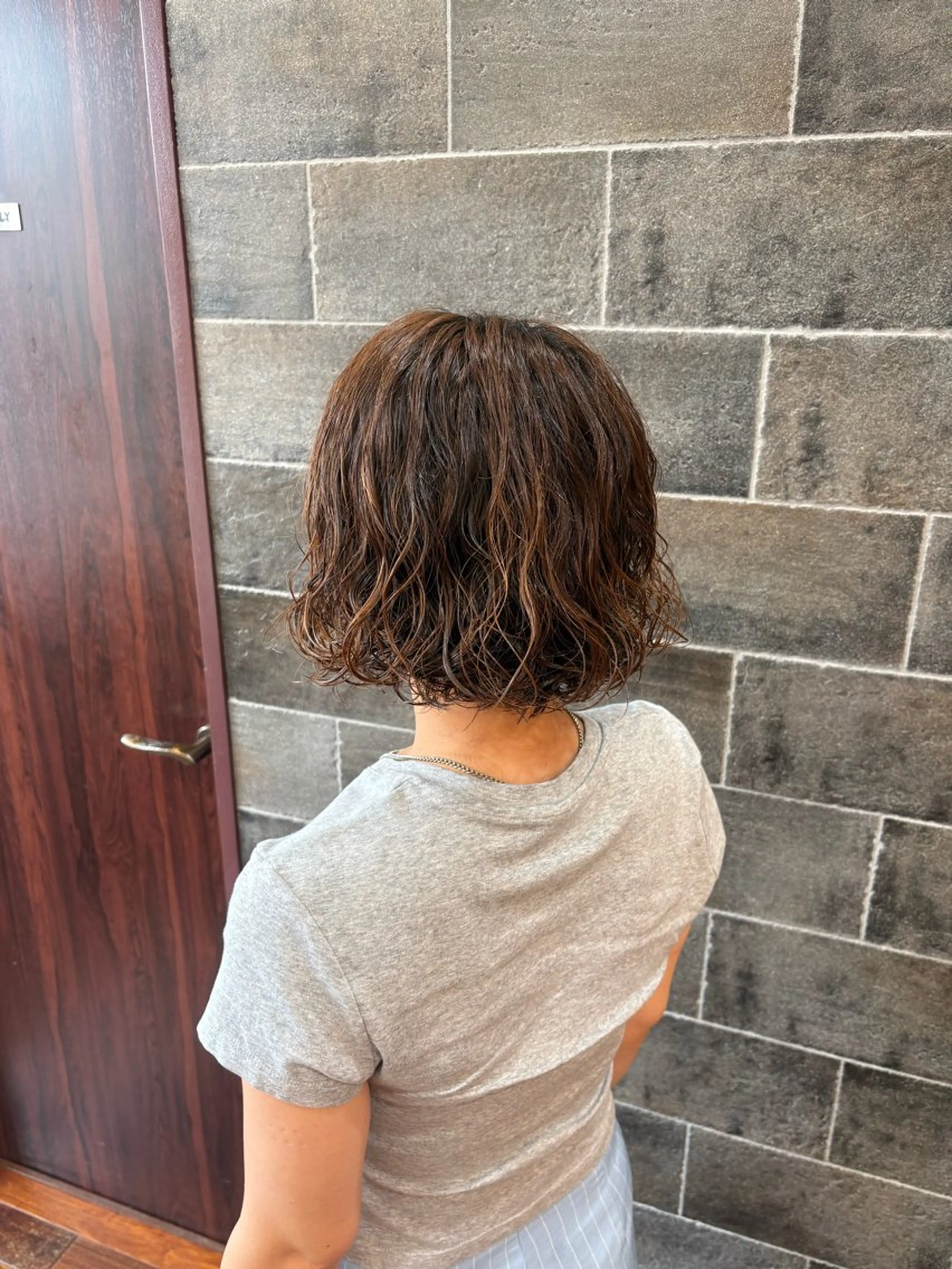 ミディアム パーマ 逢坂 拓巳のヘアスタイル