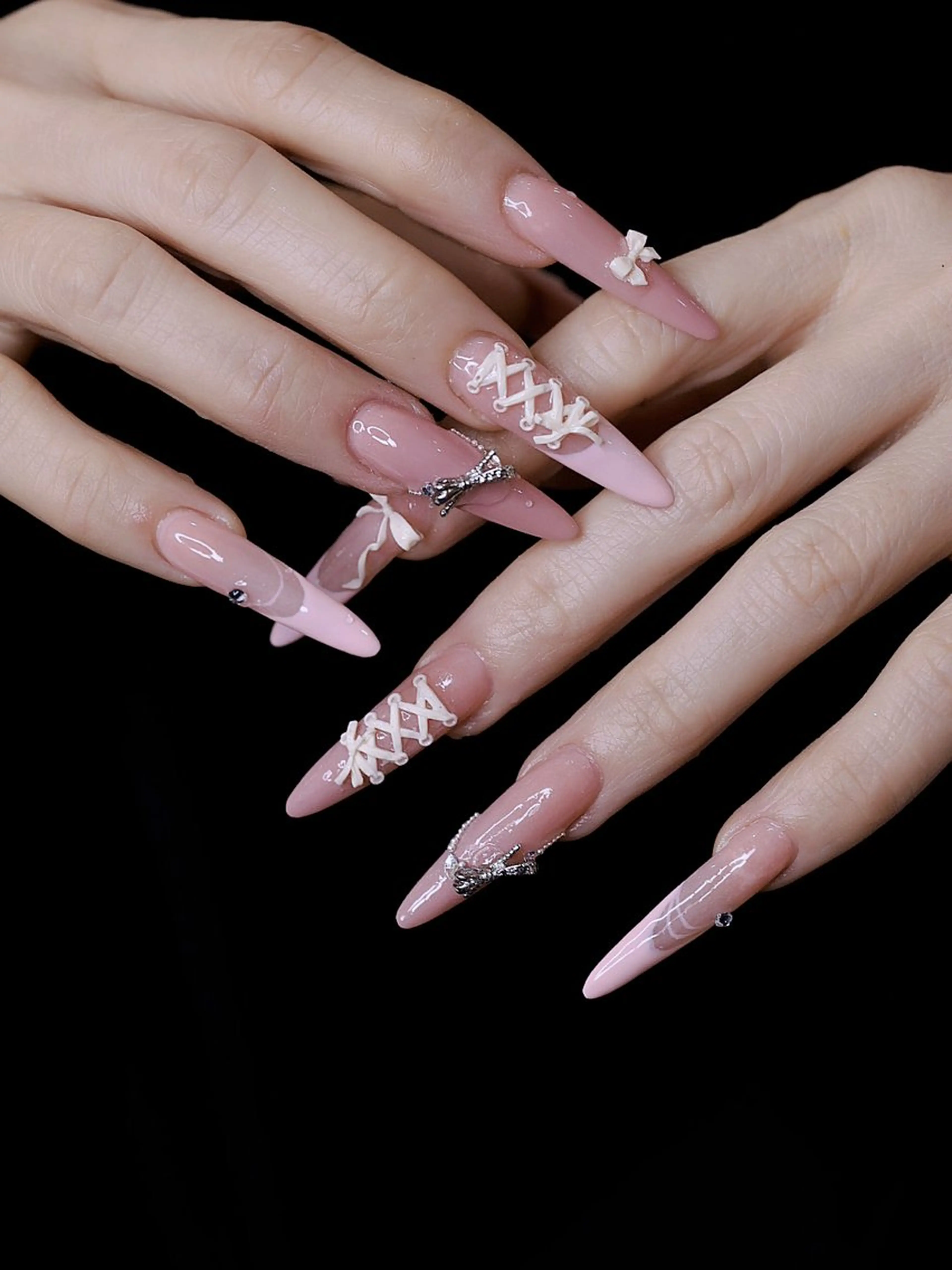 ネイル ハンドネイル zunbee nail所属・ZUNBEE Nailのネイルデザイン