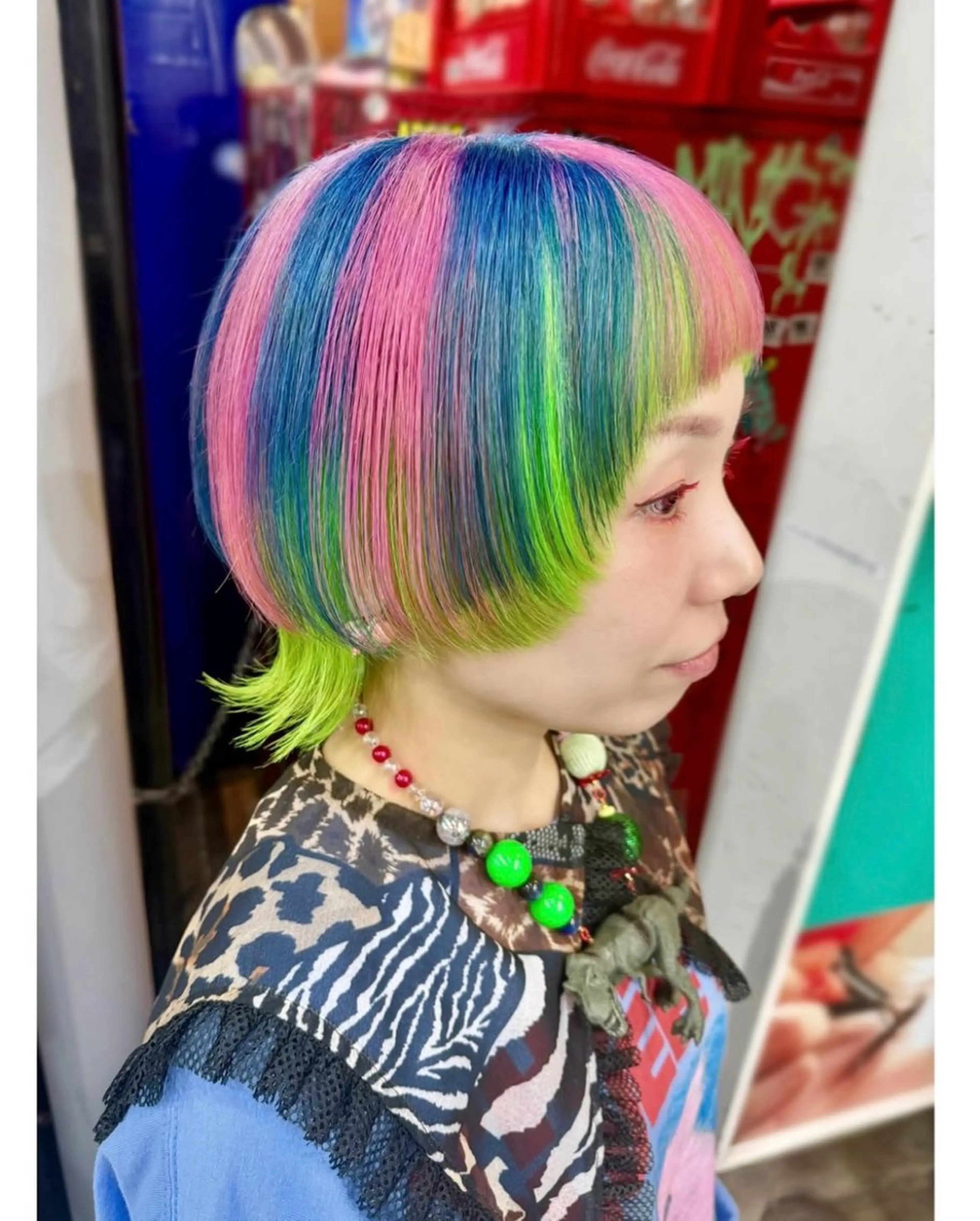 ショート カラー ヘアカラー GARU-ガル-所属・TSUNO🦖 派手髪/オタク美容師のヘアスタイル