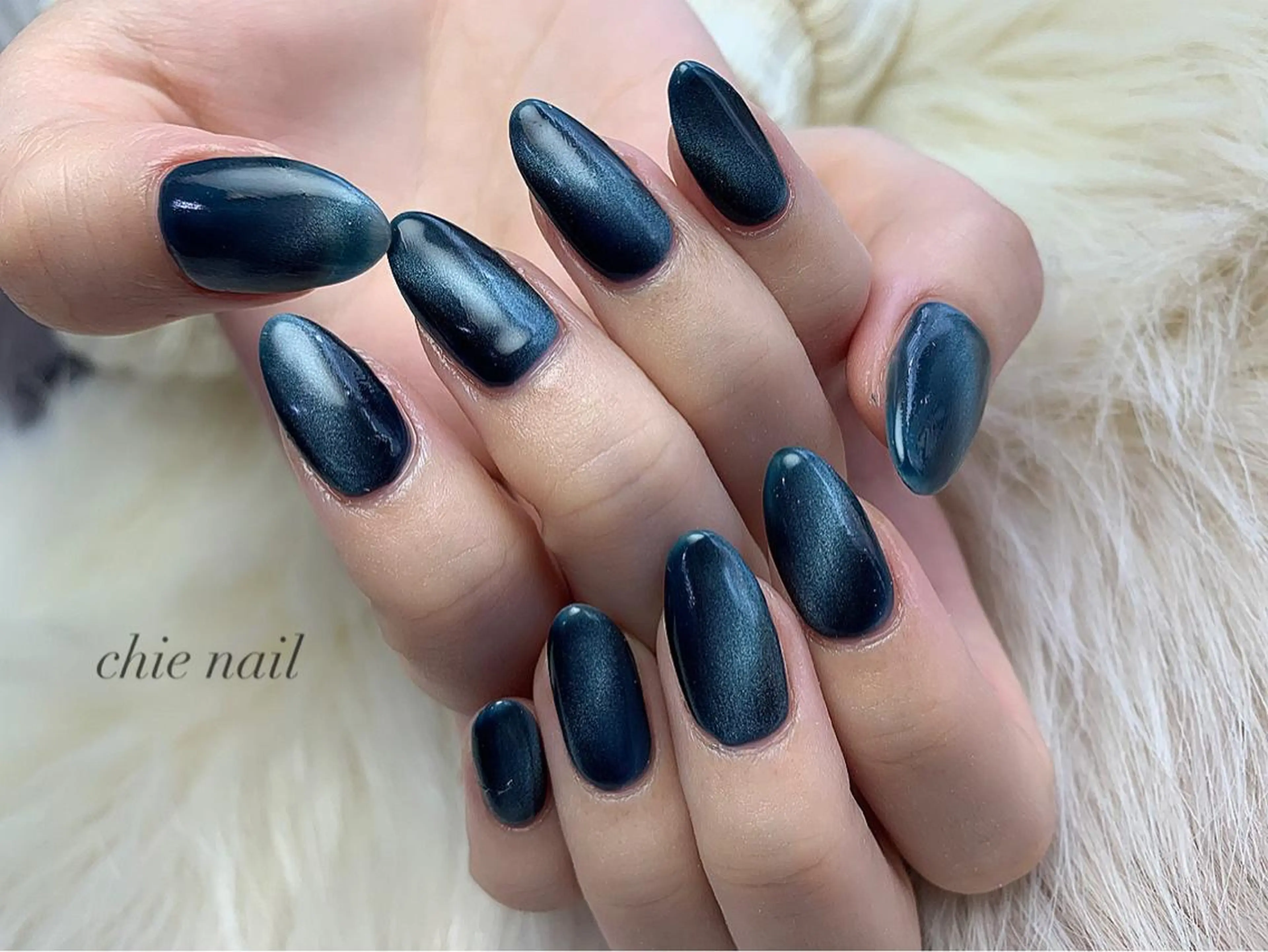 ネイル ブルー マグネットネイル 森ノ宮❤︎ chieのネイルデザイン