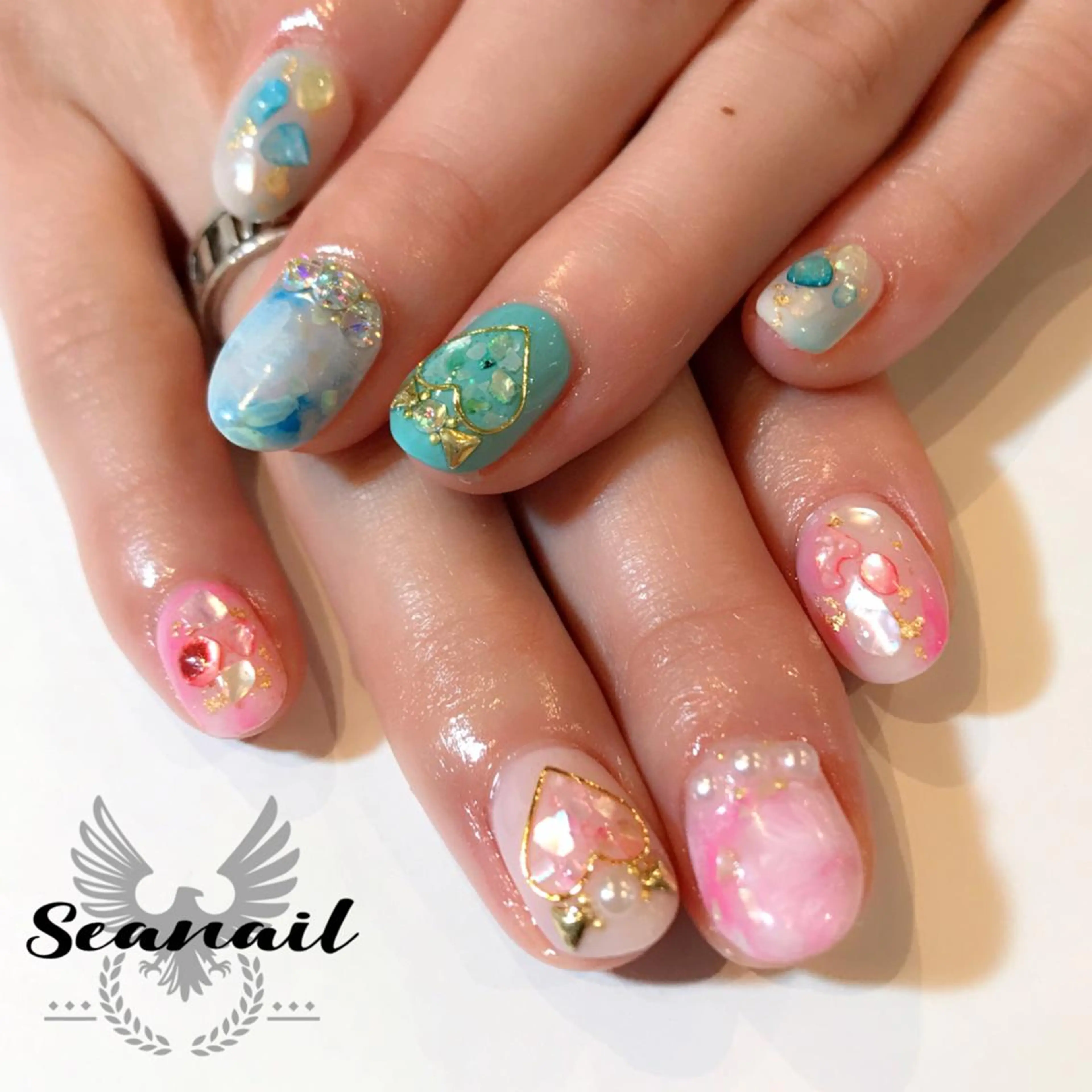 ネイル 小尾 栞のネイルデザイン