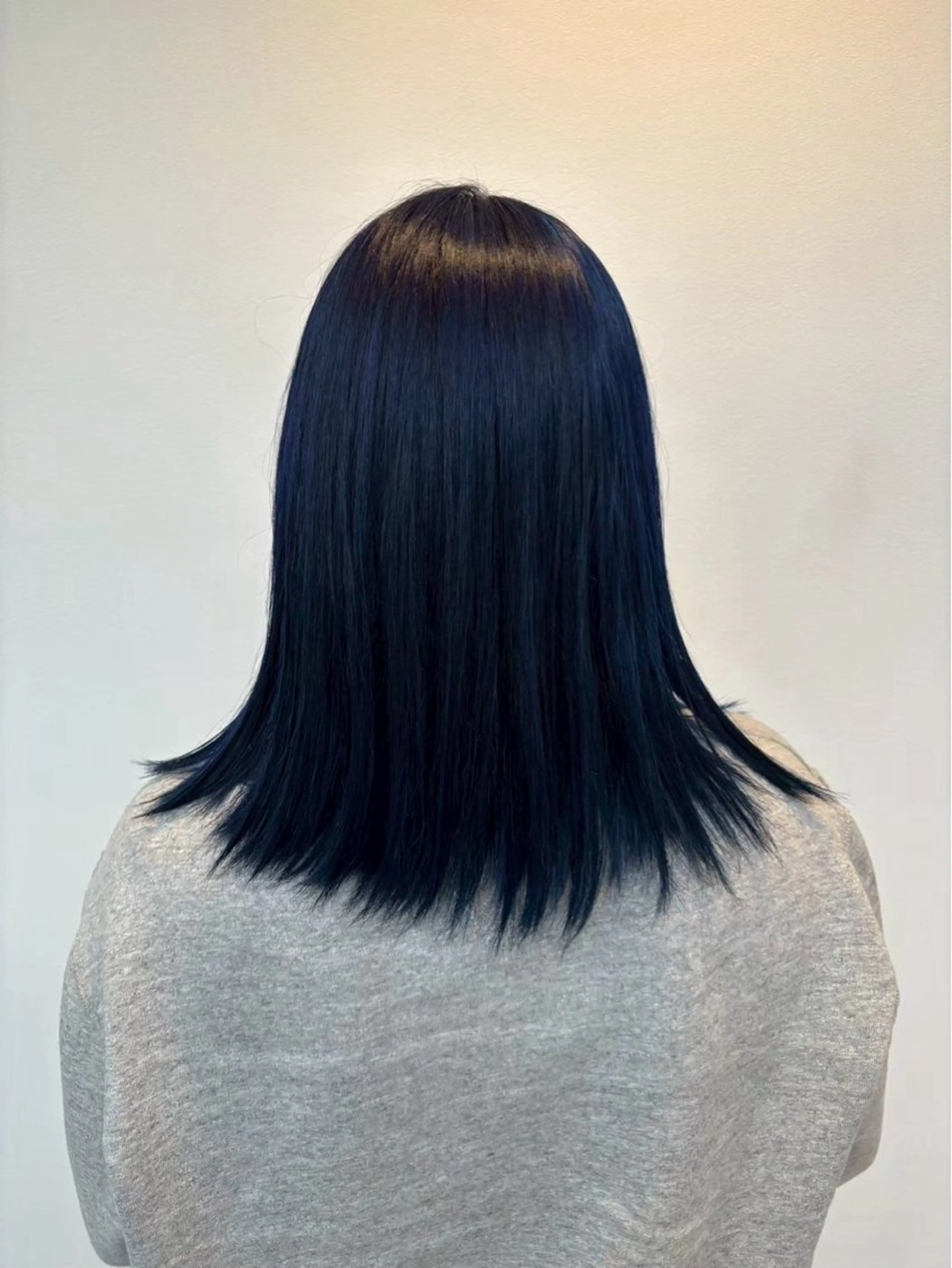 セミロング ヘアカラー HANA by RIZのヘアスタイル