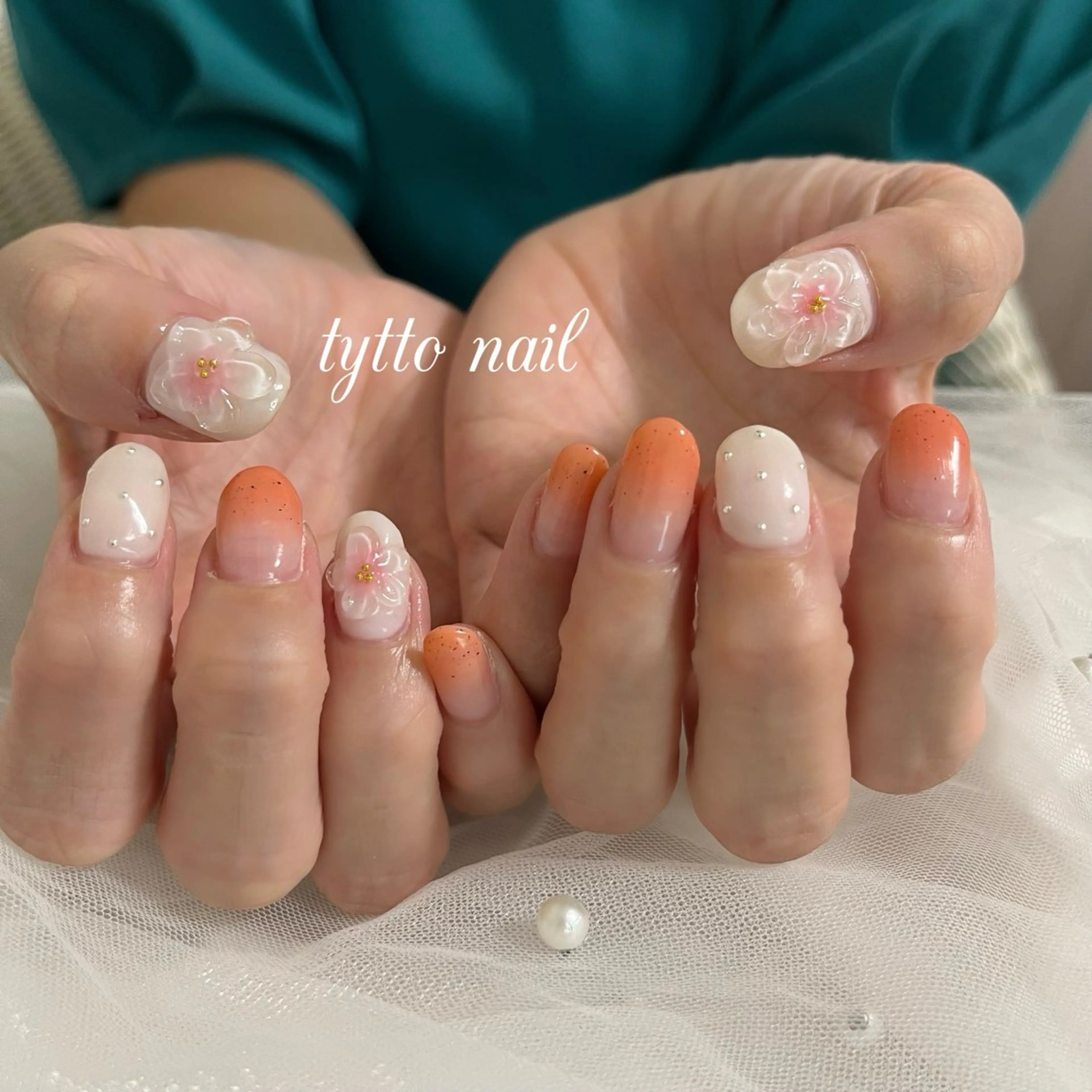 ネイル フラワーネイル グラデーション キラキラネイル 韓国ネイル オフィスネイル ハンドネイル tytto nail ❤︎‪‪eri‪‪のネイルデザイン