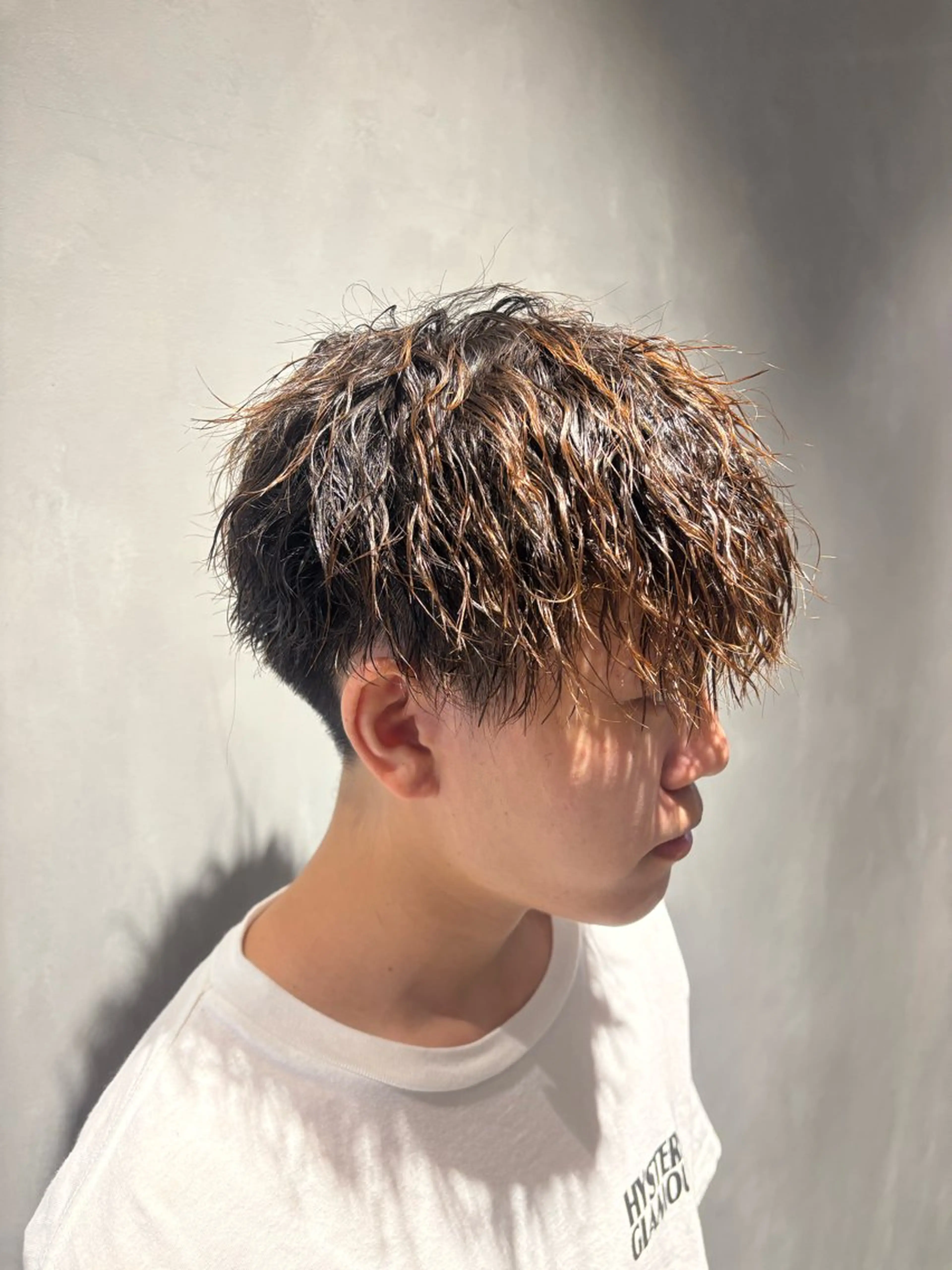 ショート パーマ メンズ メンズパーマ ツイストスパイラルパーマ スパイラルパーマ カット パーマ トリートメント 10〜20代垢抜けメ ンズ特化/かのんのヘアスタイル