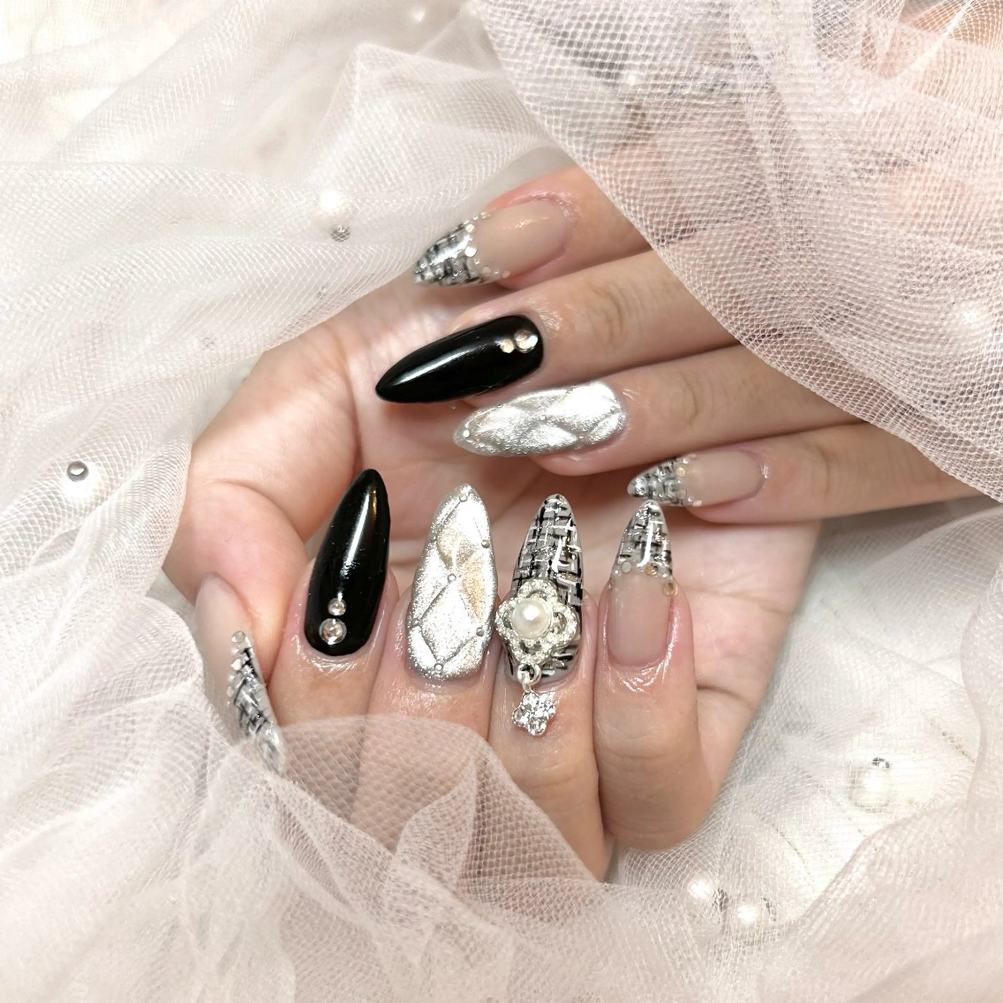 ネイル 京橋ネイルサロン 🎀meilleurのネイルデザイン