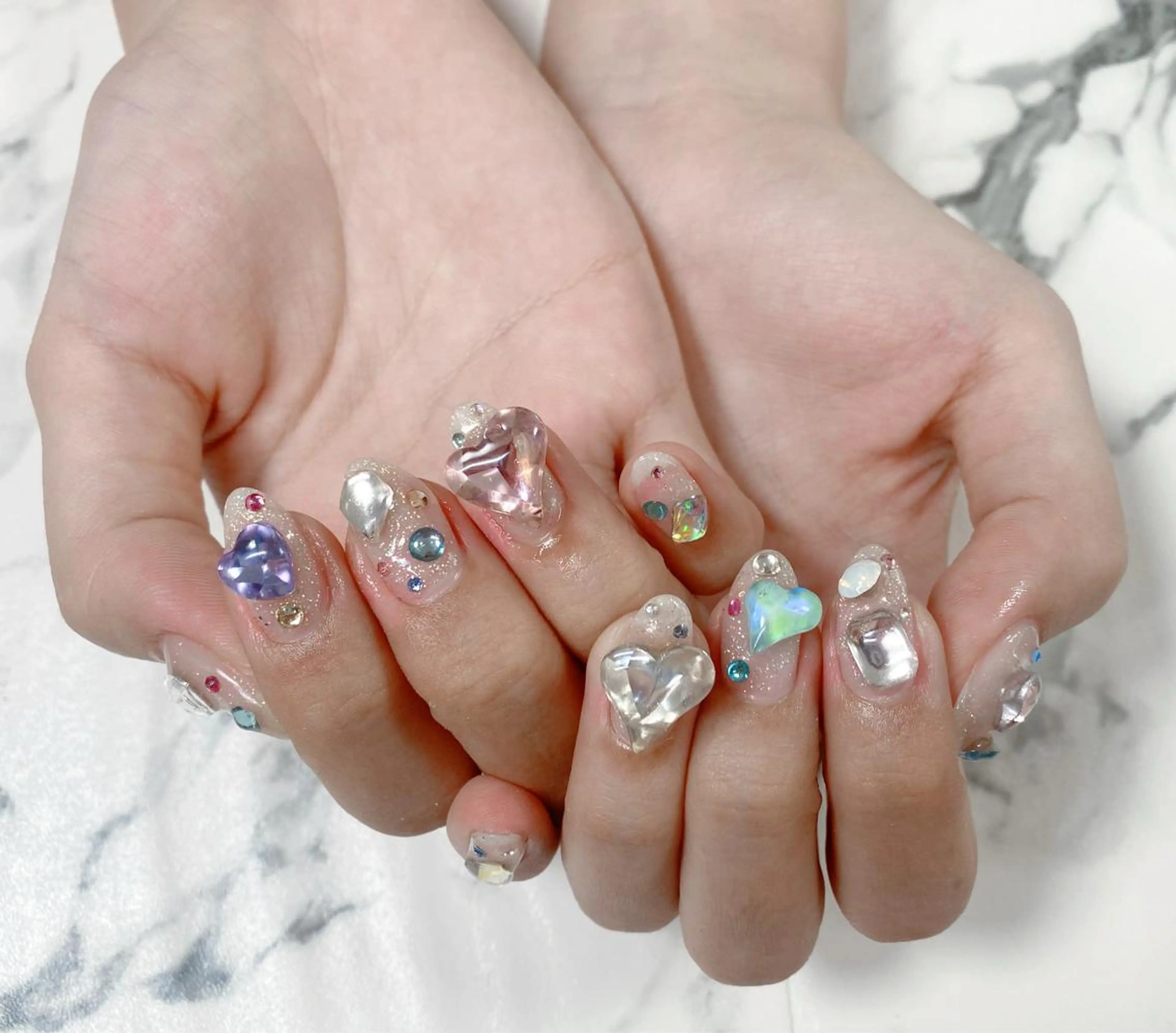 ロング カラー ネイル Q Free nailsのネイルデザイン