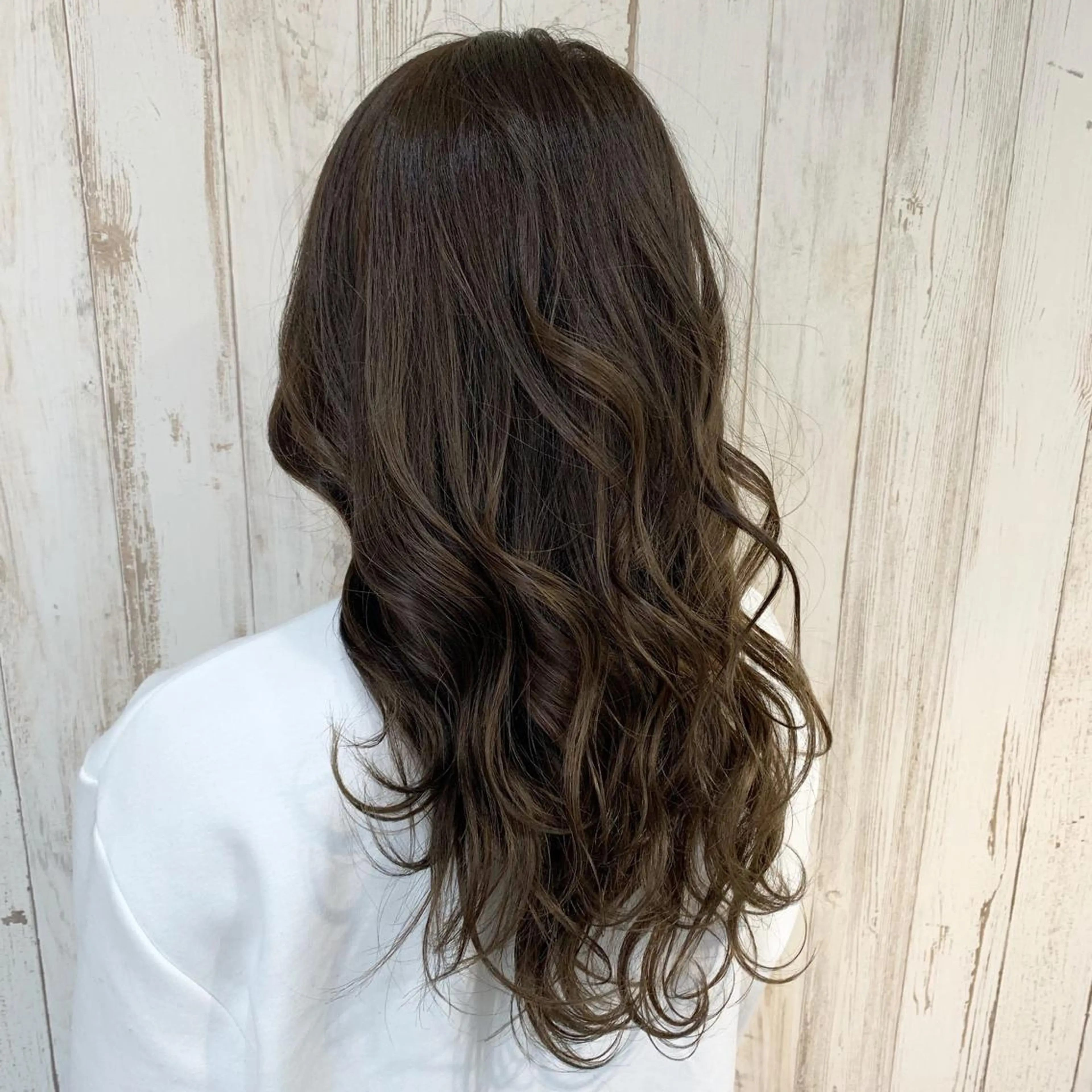 ロング カラー HAIR&MAKE.sia所属・心斎橋ボブ 好原良真のヘアスタイル