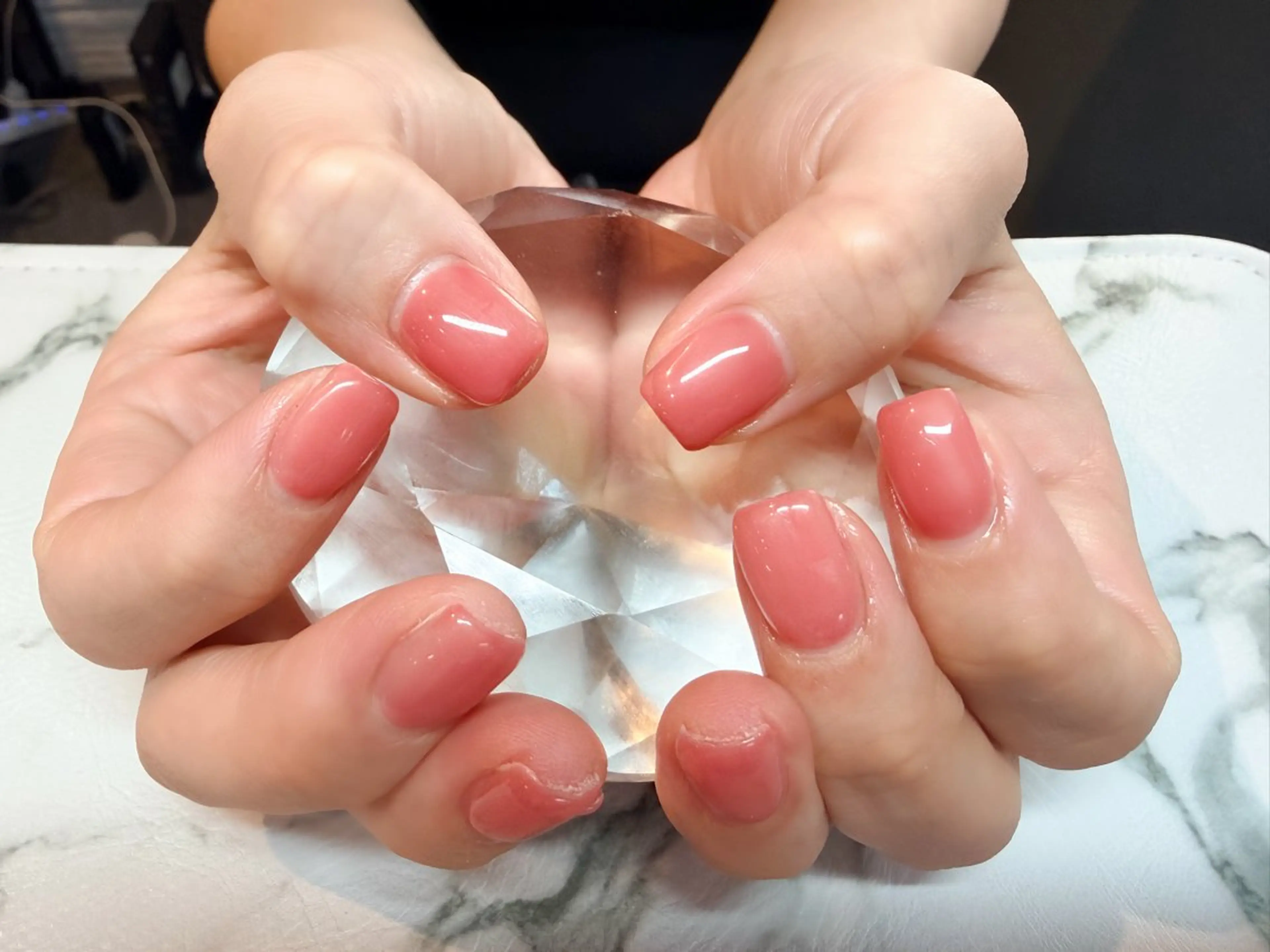 ネイル ワンカラーネイル ピンク ハンドネイル 奥野 麗花のネイルデザイン