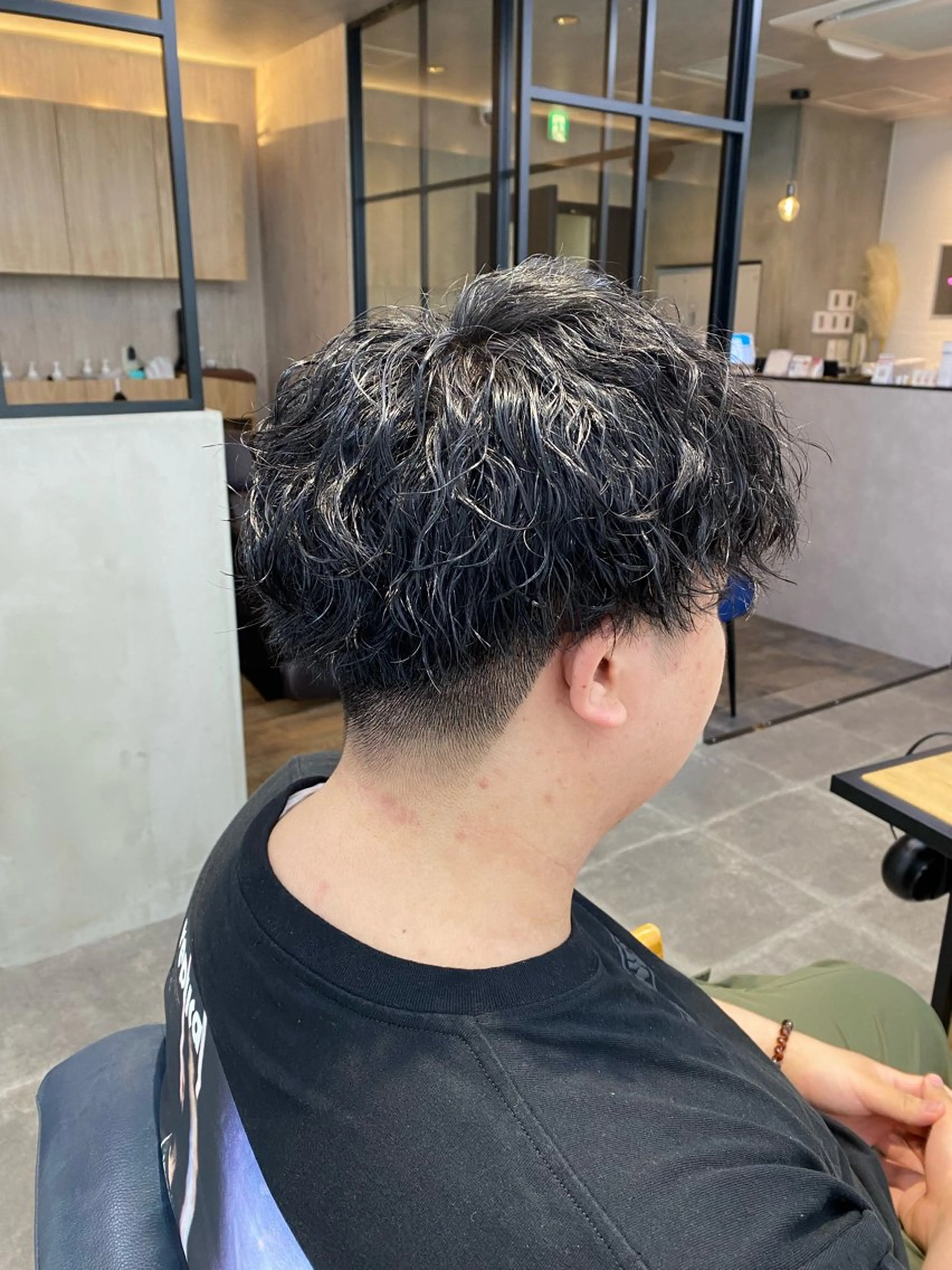 ショート パーマ メンズ カット パーマ トリートメント RUI⚪️艶髪 ⚪️髪質改善のヘアスタイル