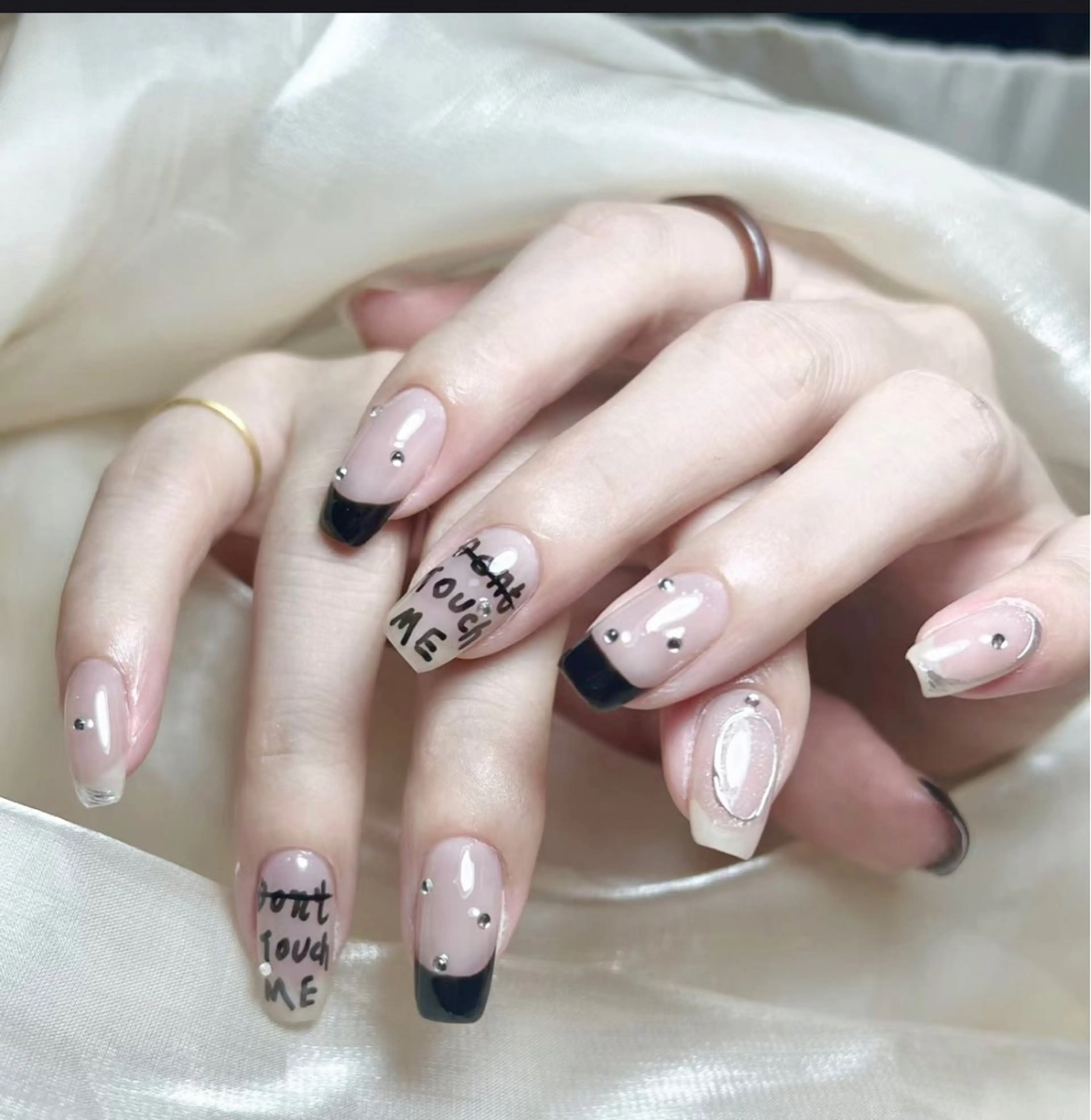 ネイル ハンドネイル ハンドケア 🍑 momo_nailのネイルデザイン