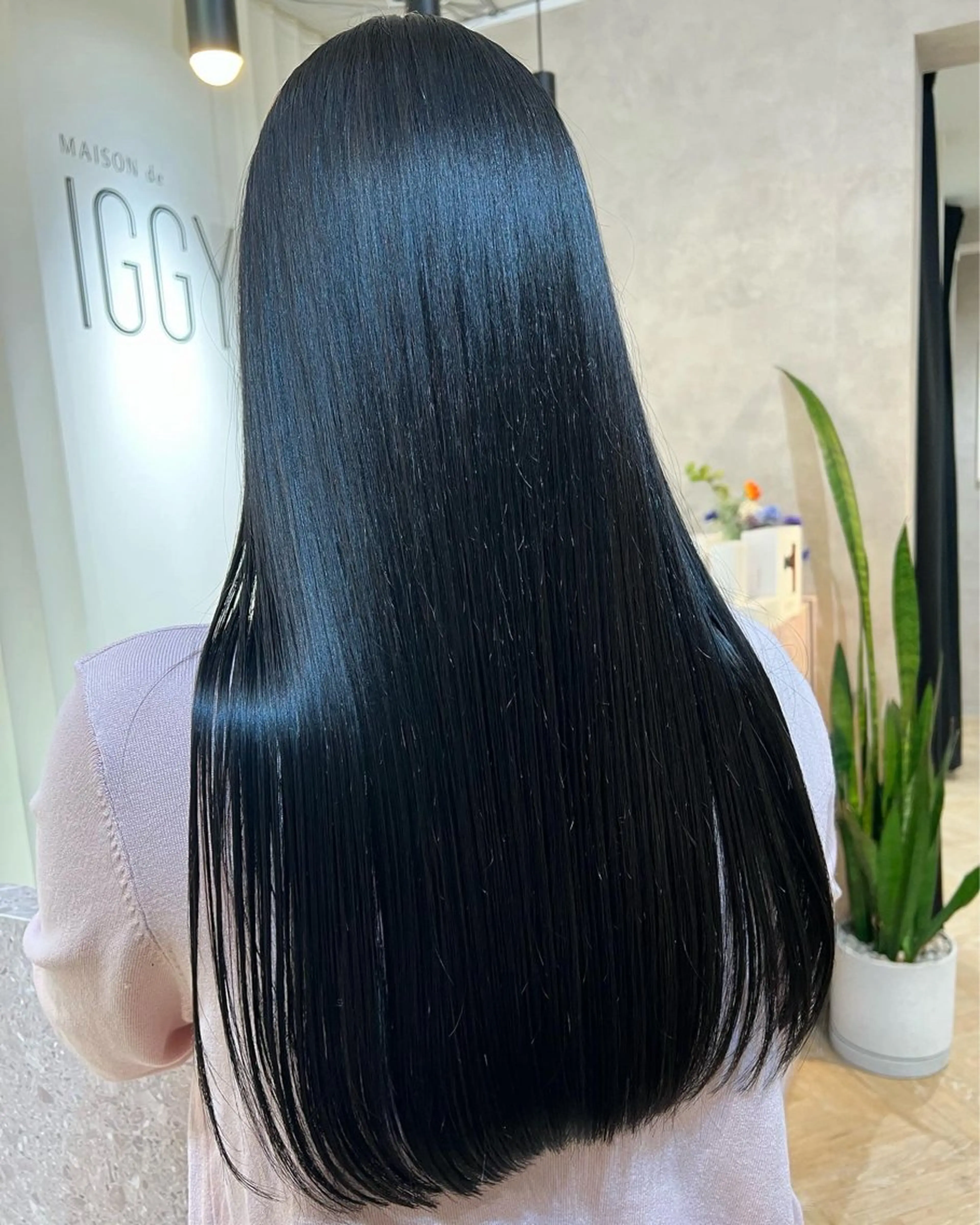 ロング カラー 黒髪 ブルーカラー ブルーブラック ヘアカラー 💜透明感カラー/ harukaのヘアスタイル