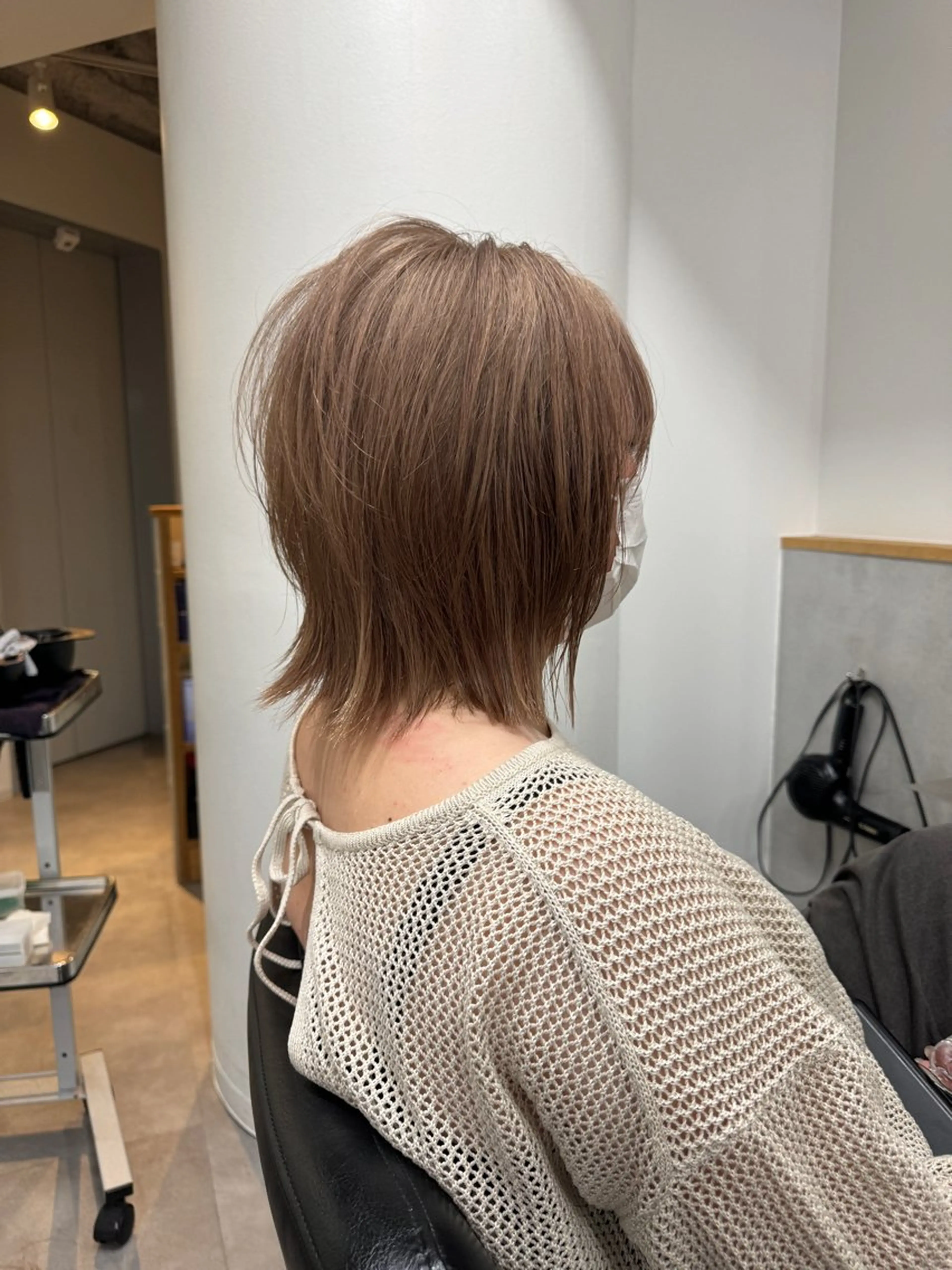 ミディアム laff 新宿所属・切りっぱなしボブ レイヤー/縮毛矯正のヘアスタイル