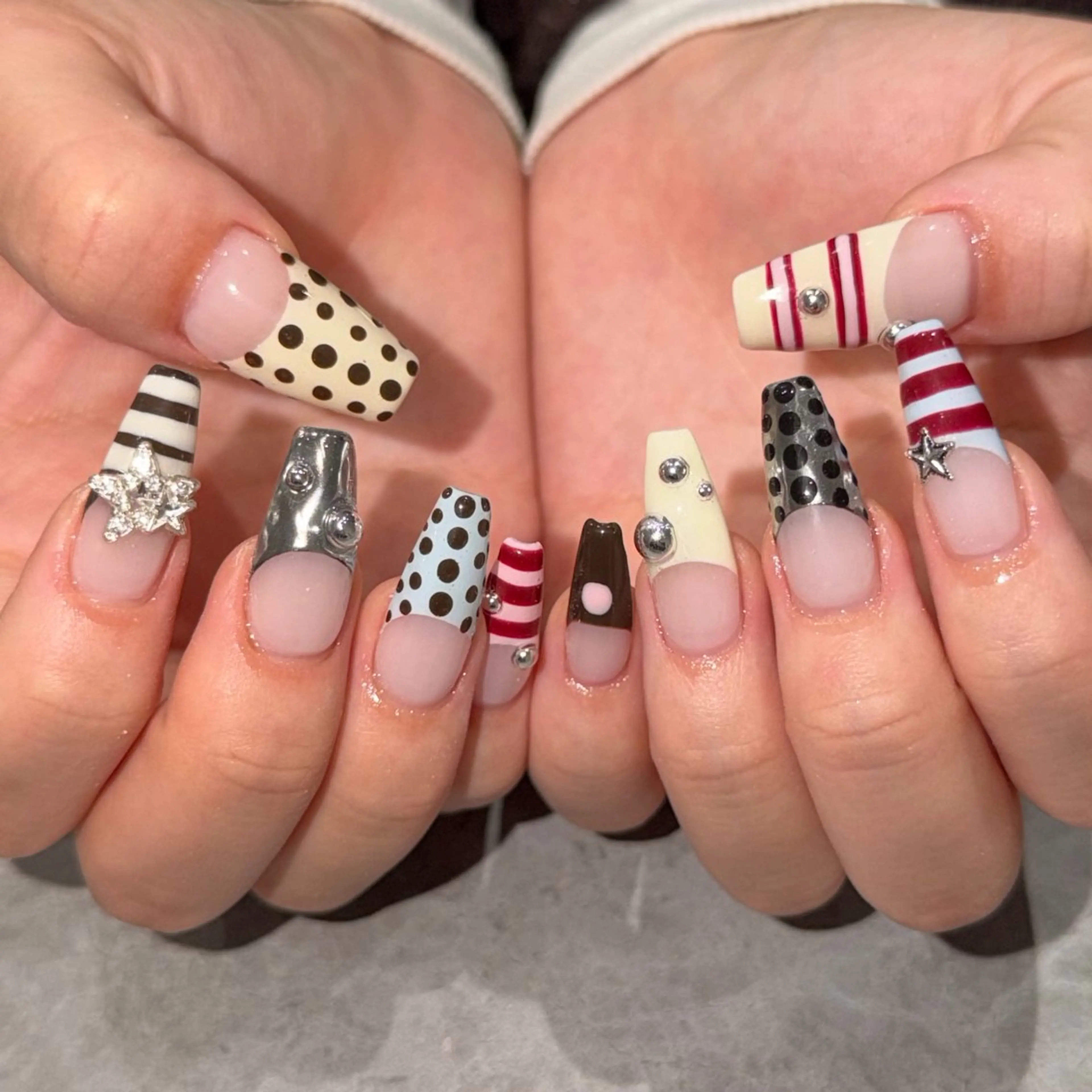 ネイル ハンドネイル IROHA NAIL Kurumi🪽🫧のネイルデザイン