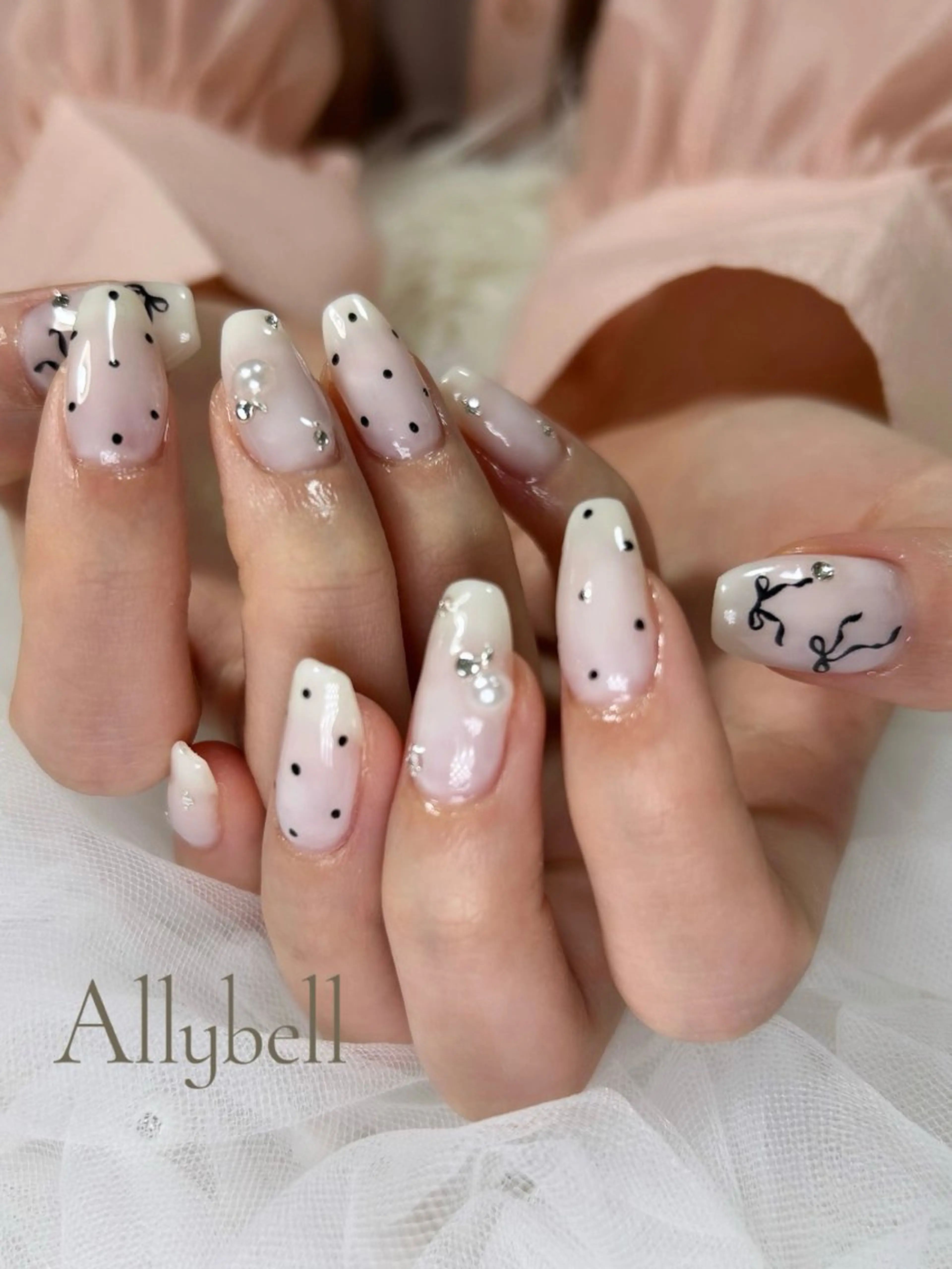 ネイル Allybell🫧 yuriのネイルデザイン