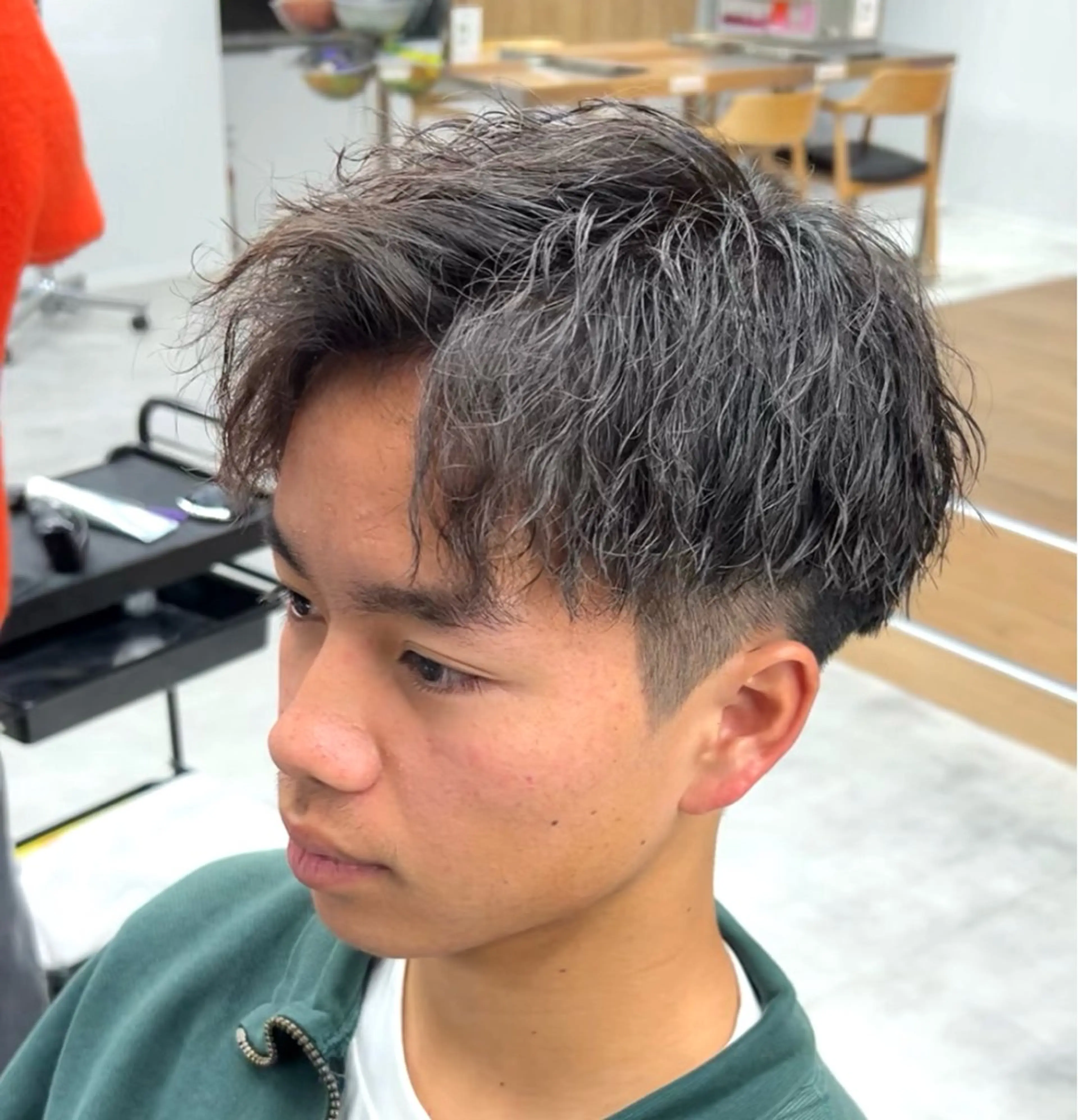 ショート パーマ メンズ メンズパーマ ツイストスパイラルパーマ スパイラルパーマ メンズパーマ/ 新潟駅/佐藤裕のヘアスタイル